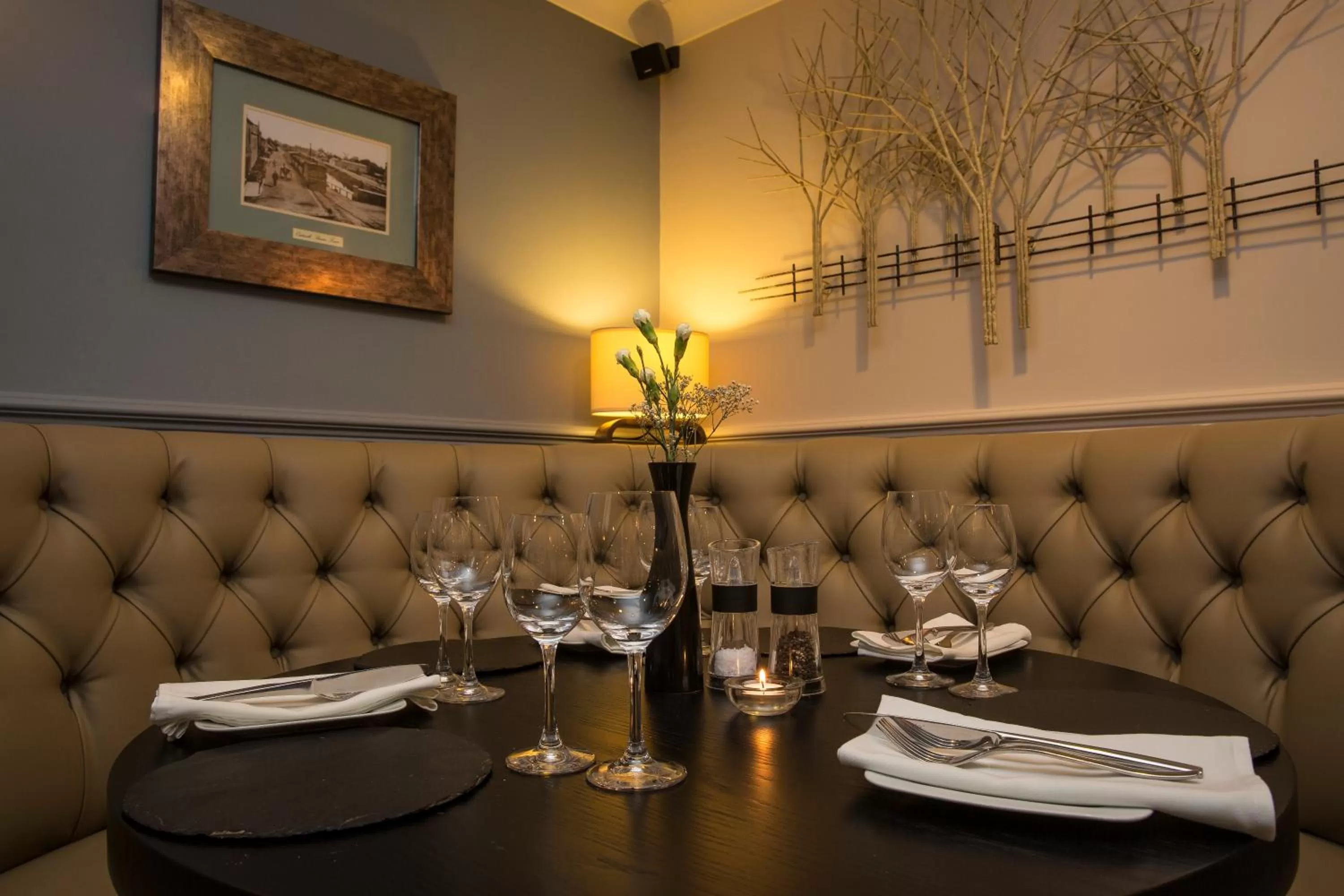 Dining area in Crown Lodge Hotel