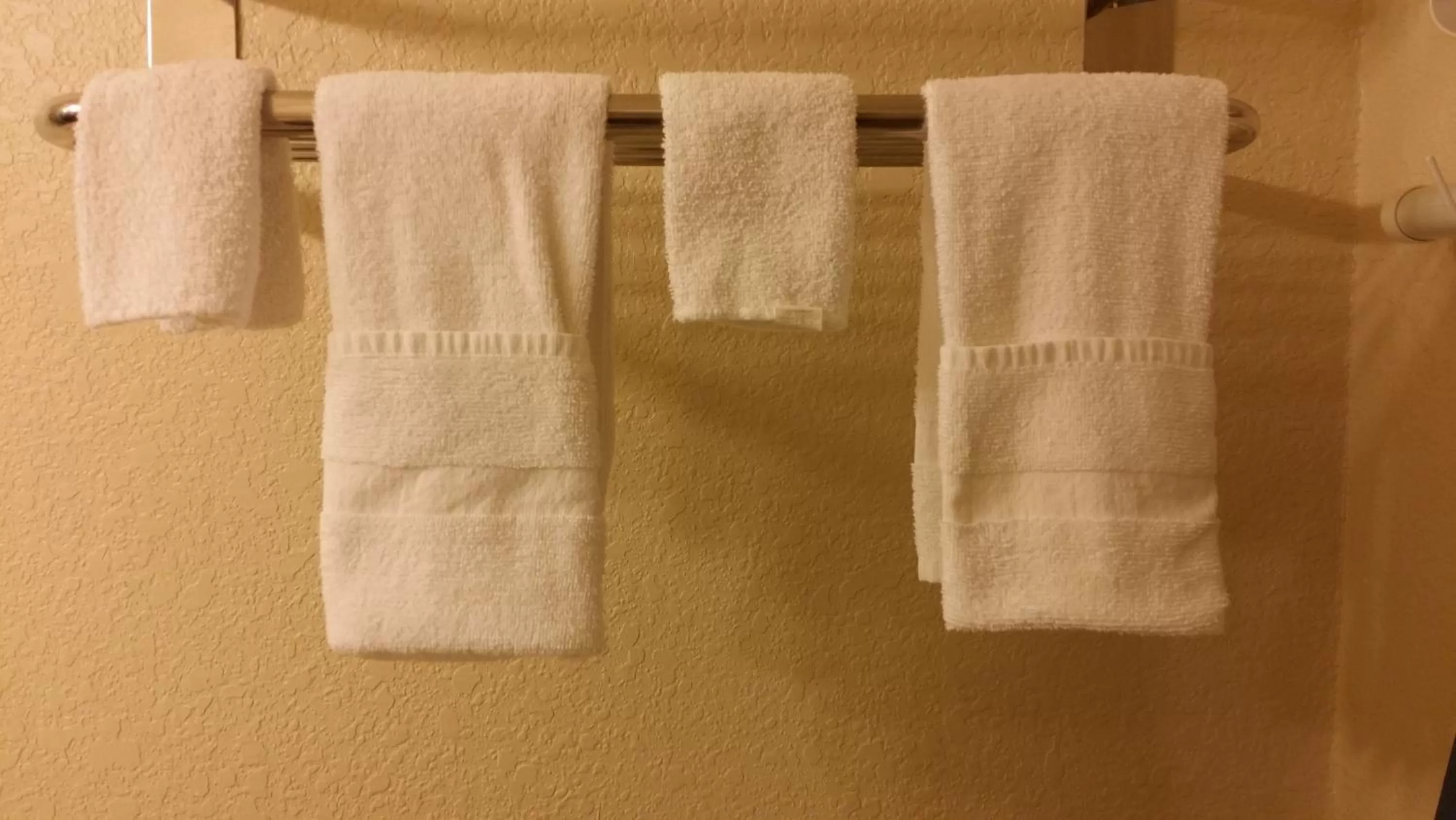 Bathroom in Country Hill Inn & Suite Eagle Pass