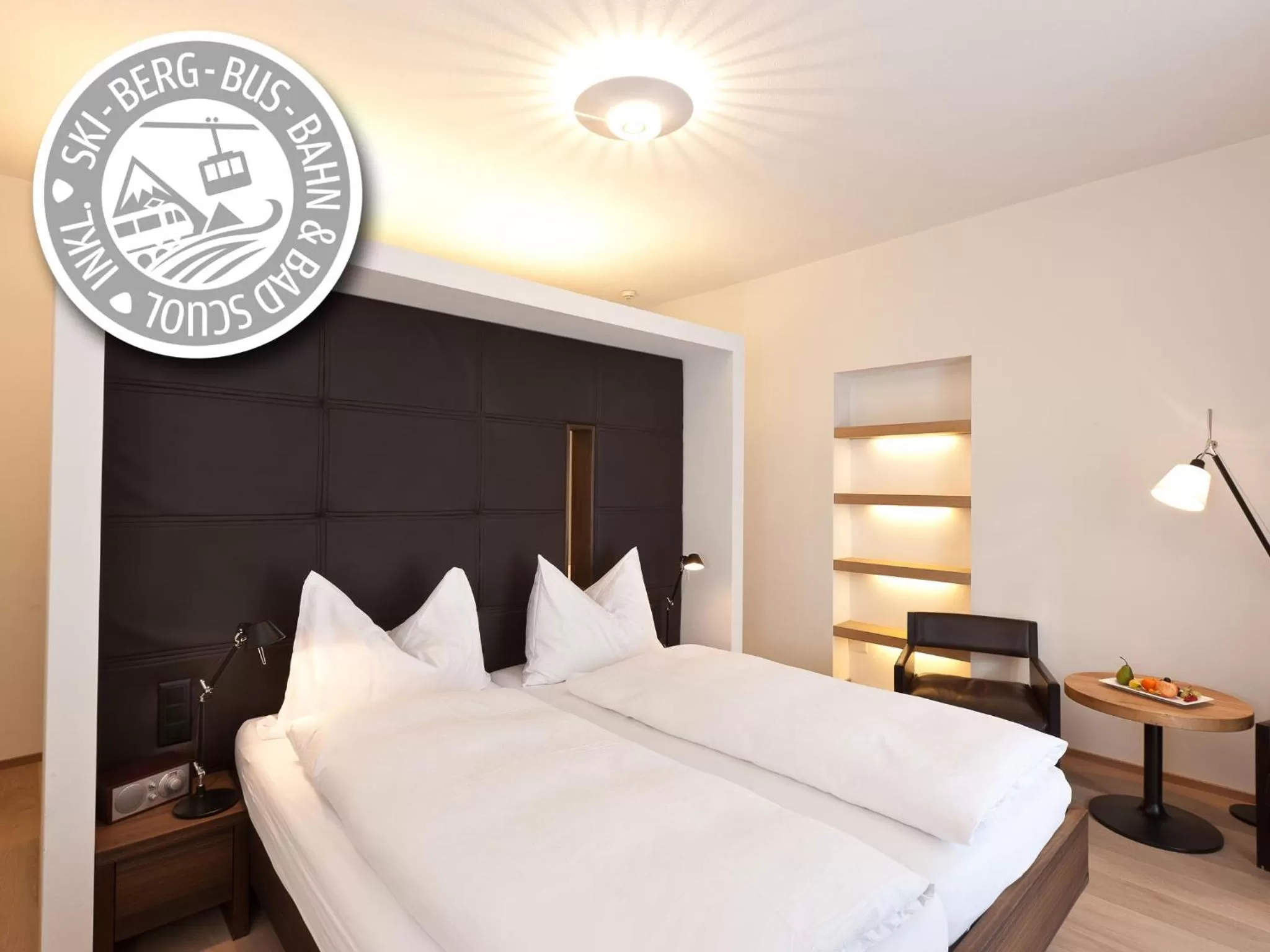 Bedroom, Bed in Hotel Belvedere Scuol