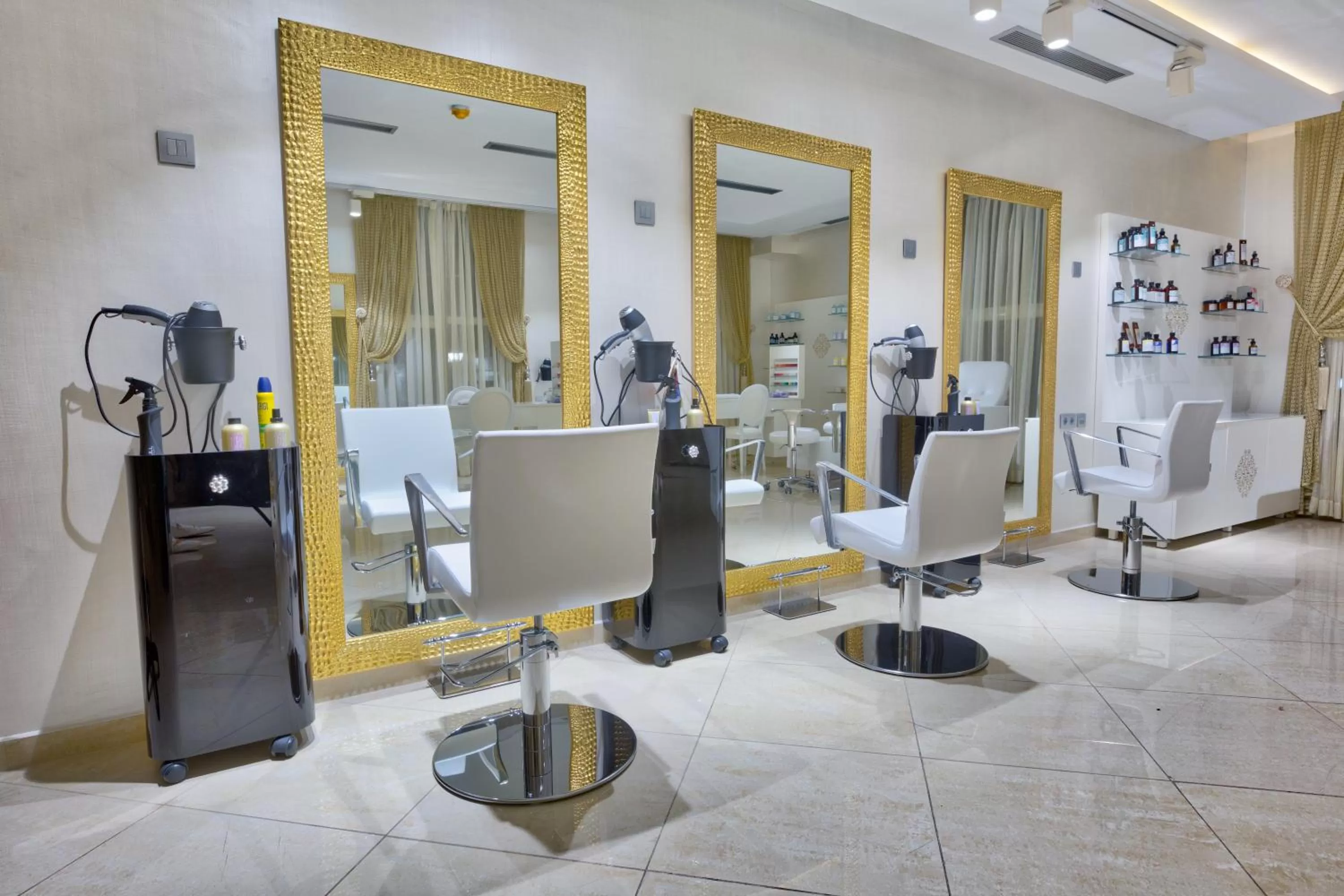 Royal Tulip City Center