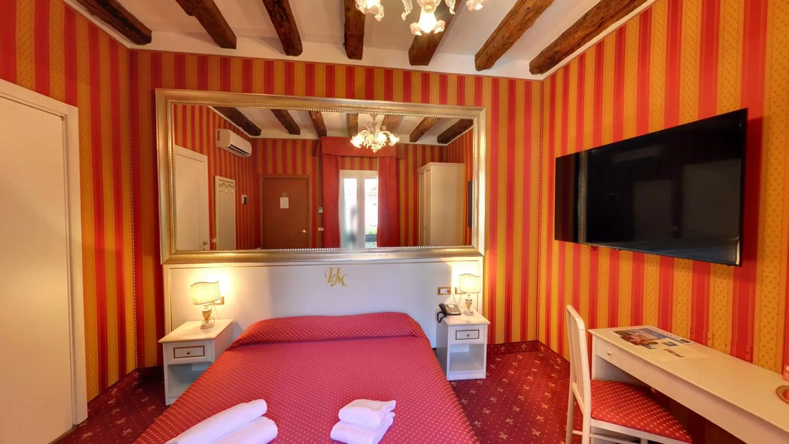 Superior Double or Twin Room in Messner Palace Superior Double or Twin Room in Messner Palace