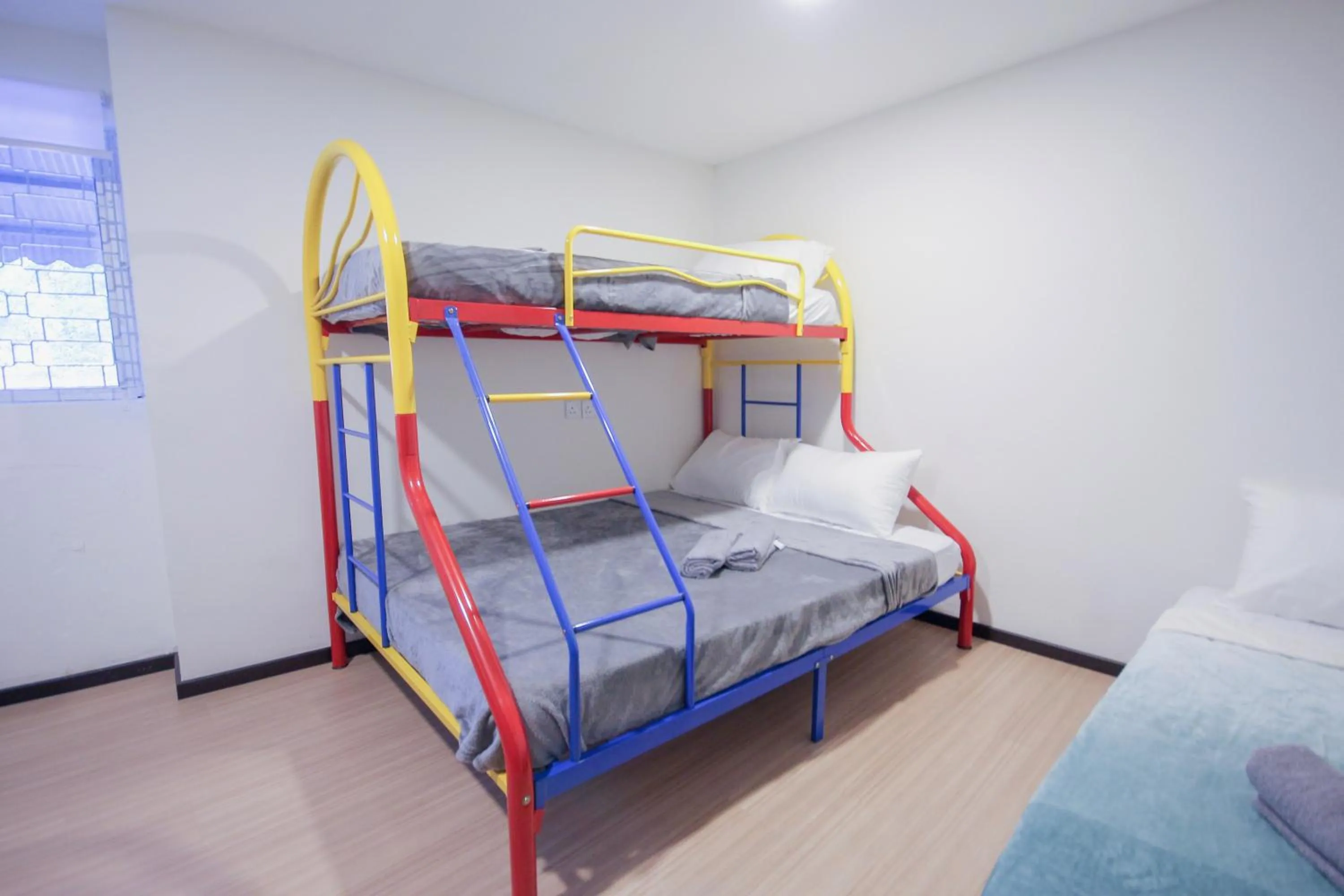 bunk bed, Bed in Little Houses