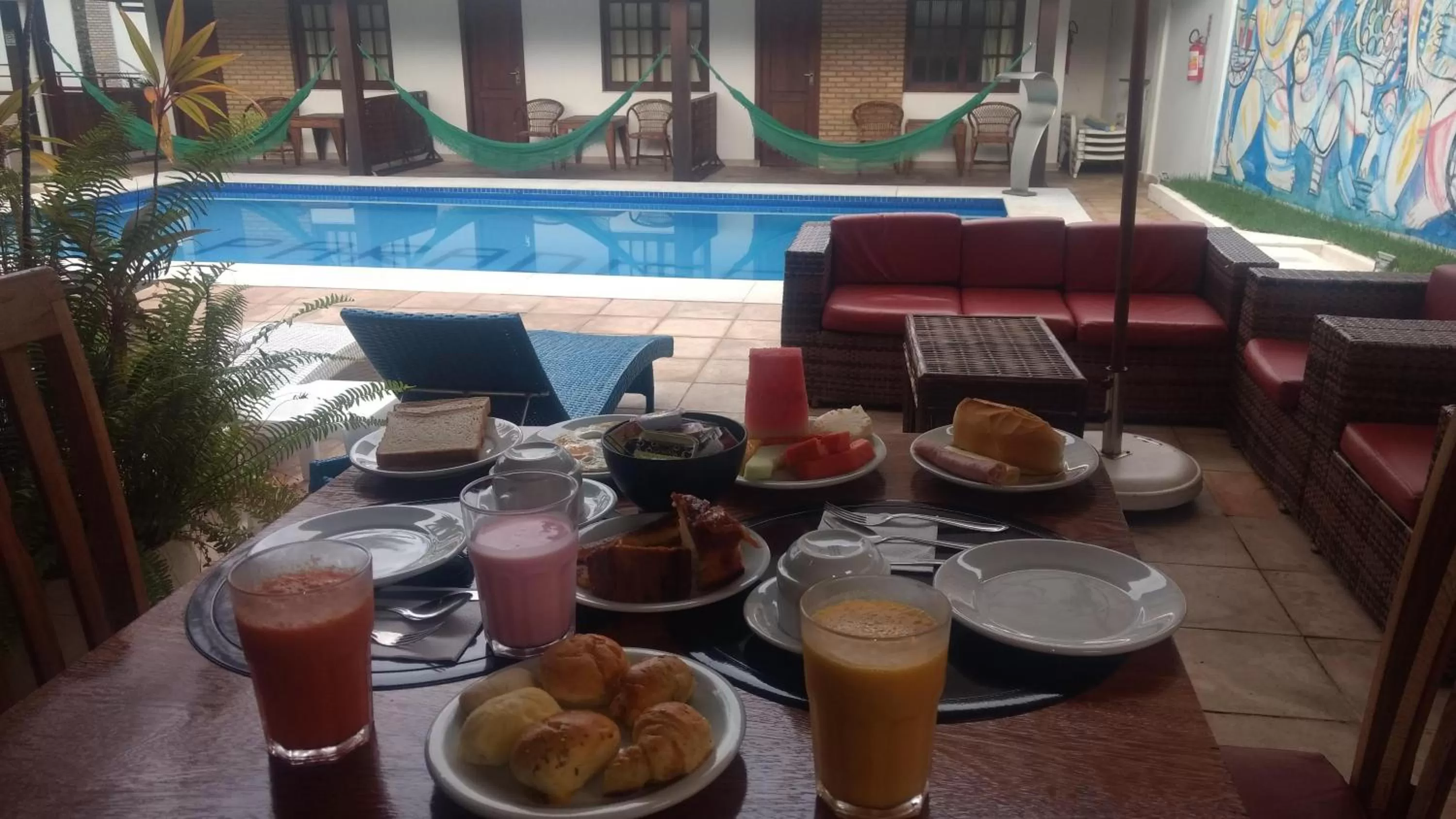 Swimming Pool in Hotel Pousada Salvador Paradise