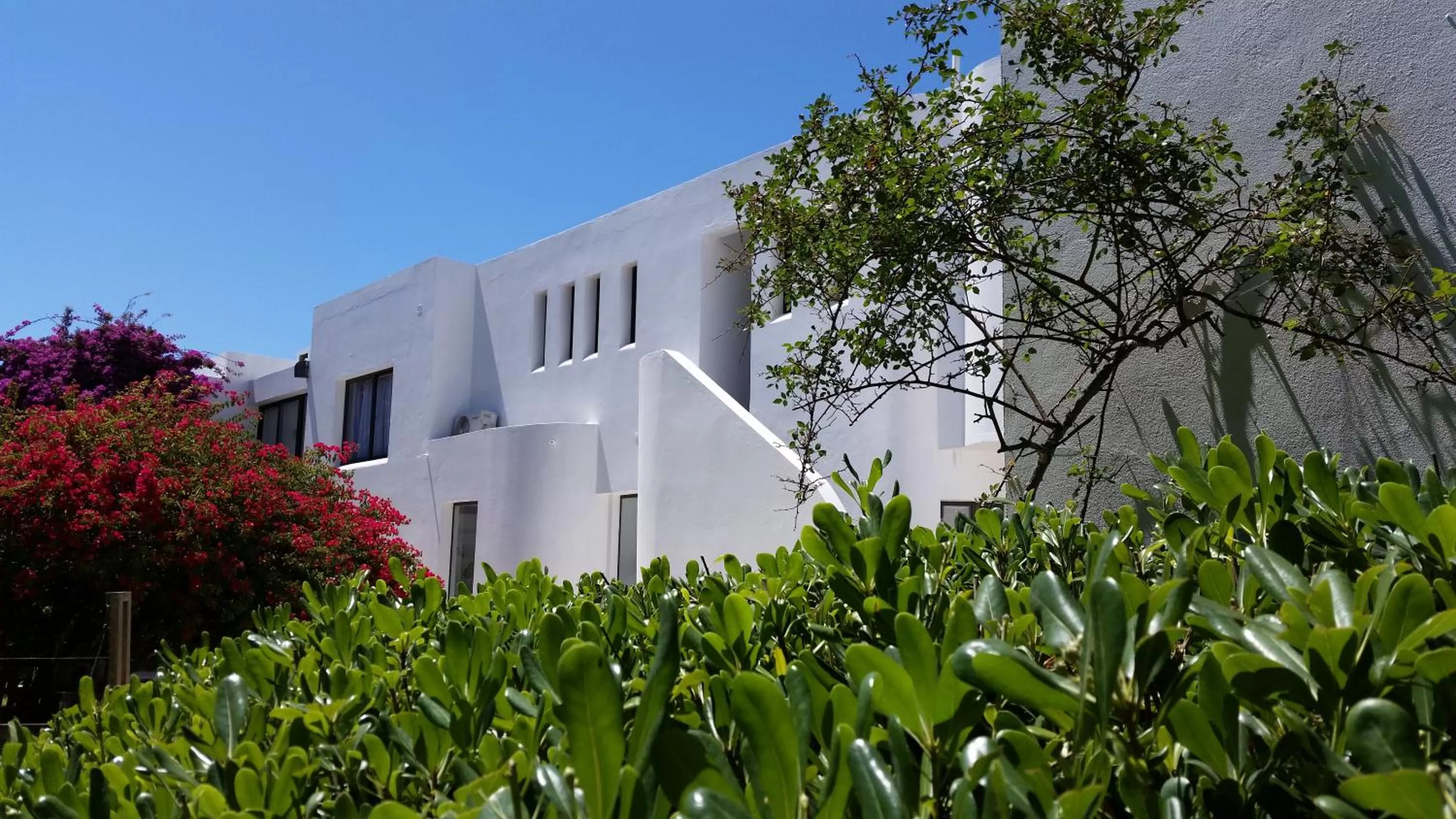 Property building in Posada de los Pajaros