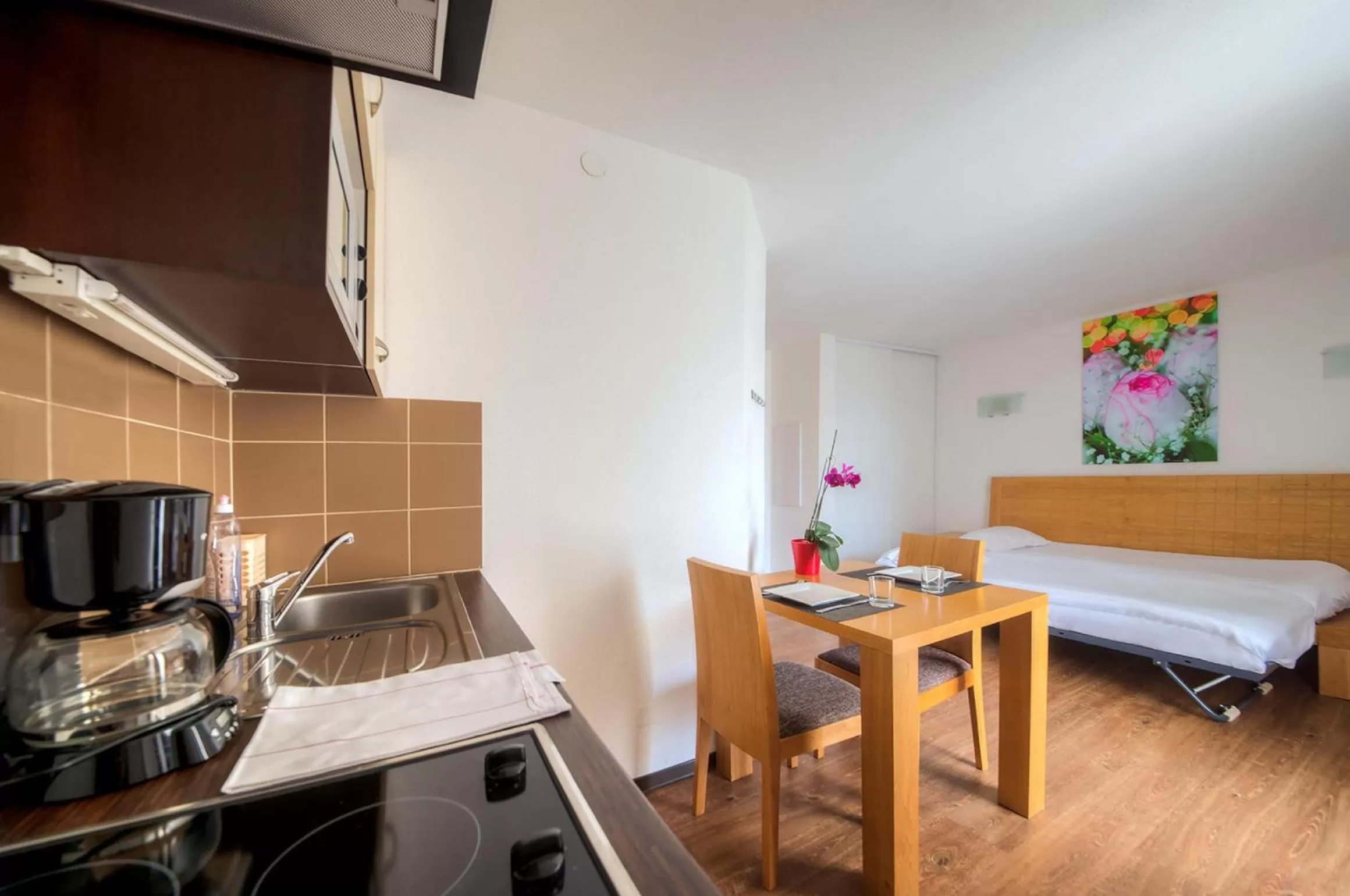 Photo of the whole room, Bed in Comfort Aparthotel Mutzig Portes d'Alsace