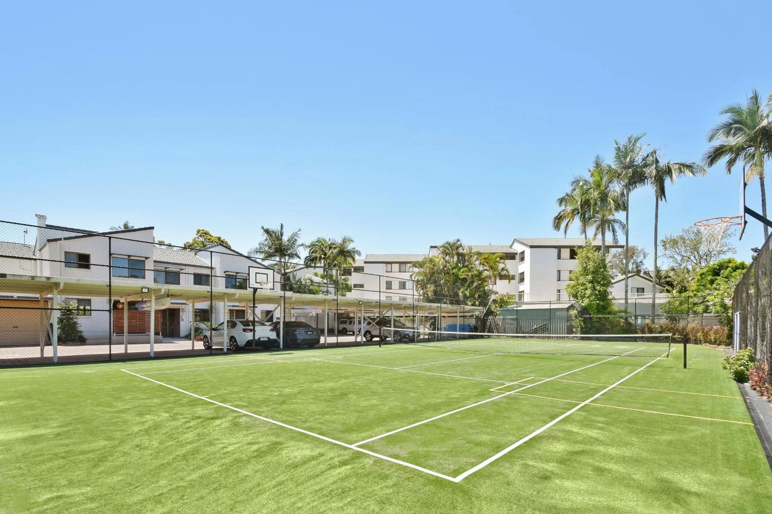 Tennis court in Noosa Place Resort