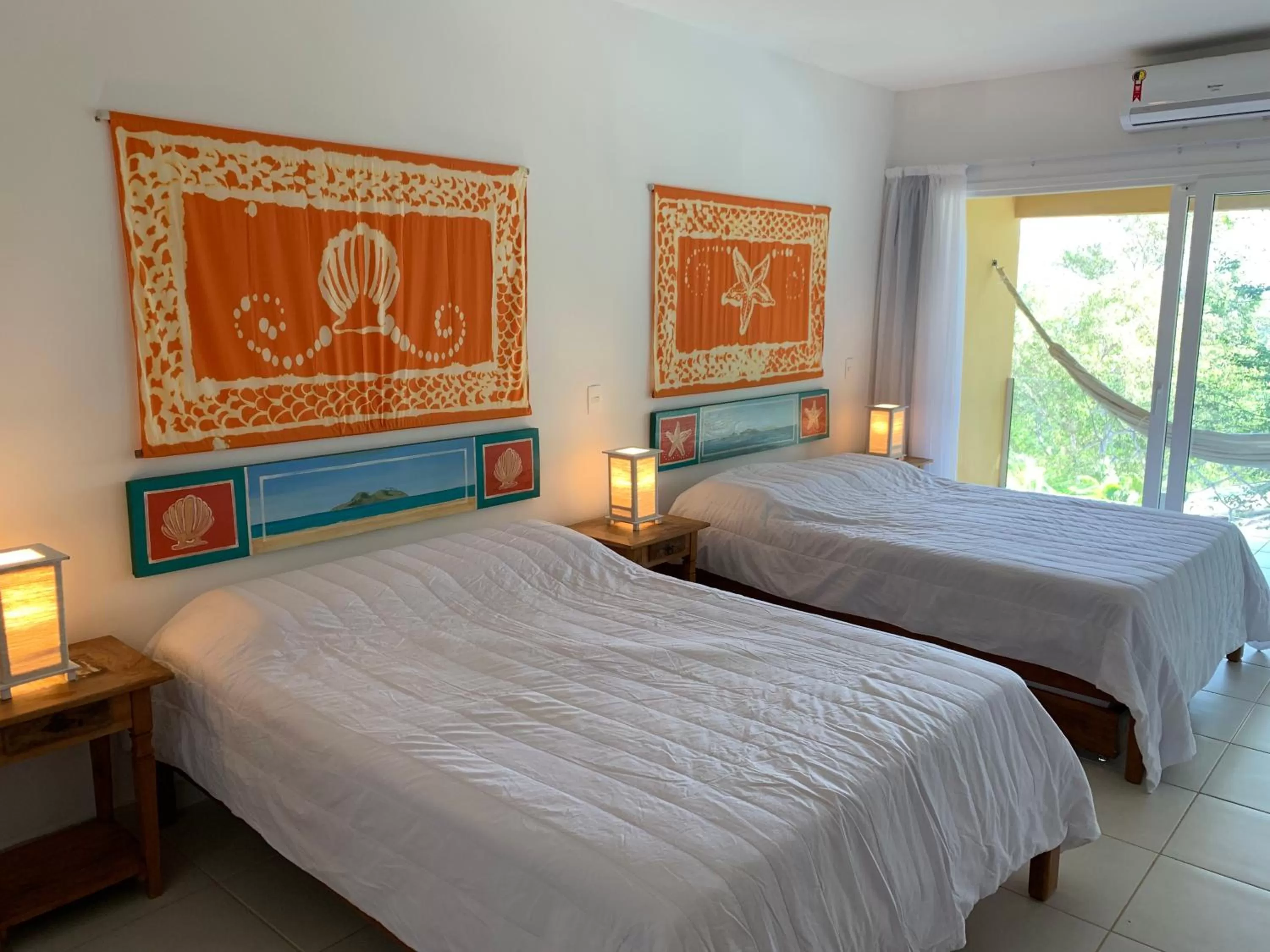 Bed in Praia da Ferradurinha Guest House