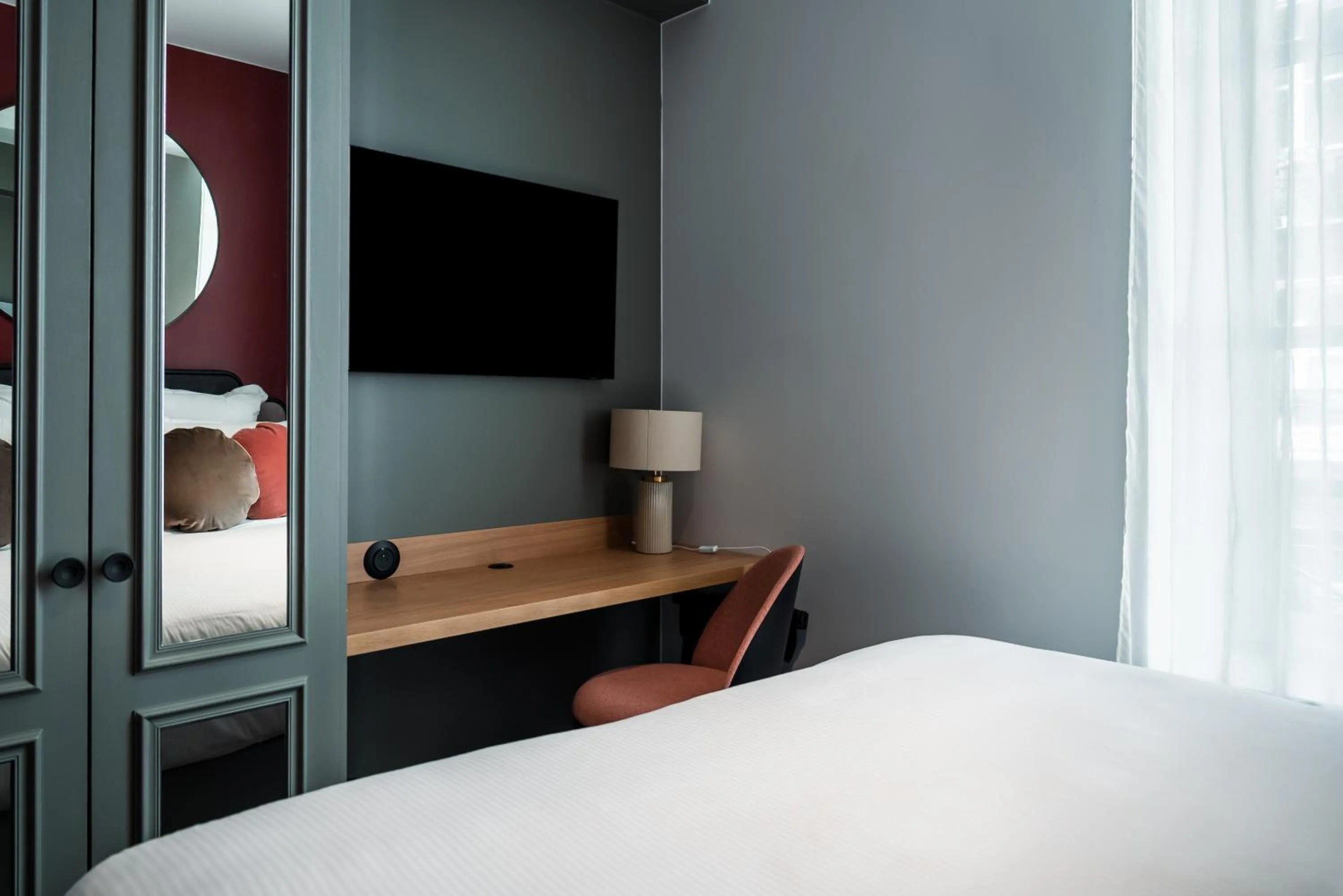 Bedroom, Bed in La Dépendance