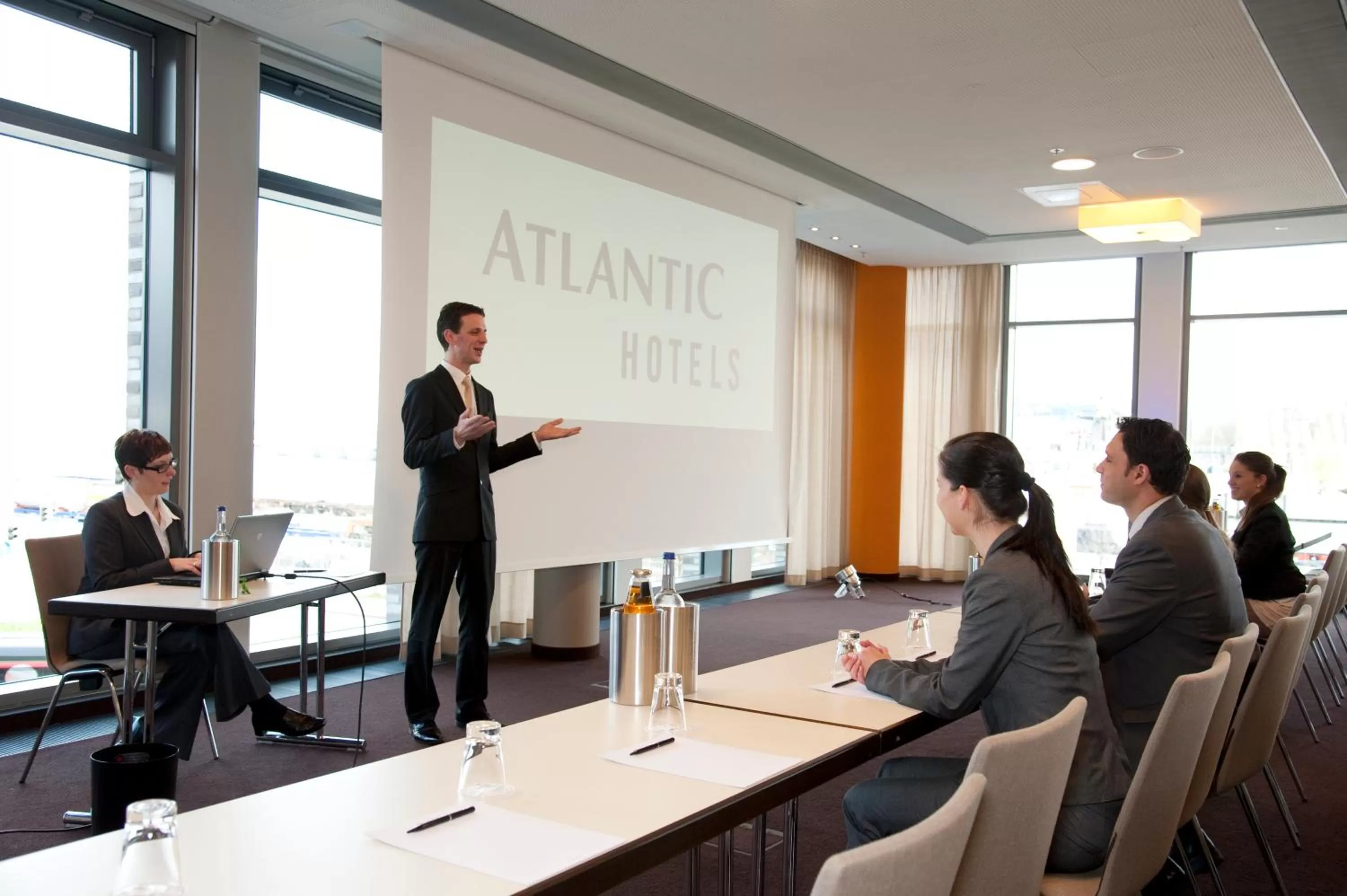 Business facilities in ATLANTIC Hotel Kiel