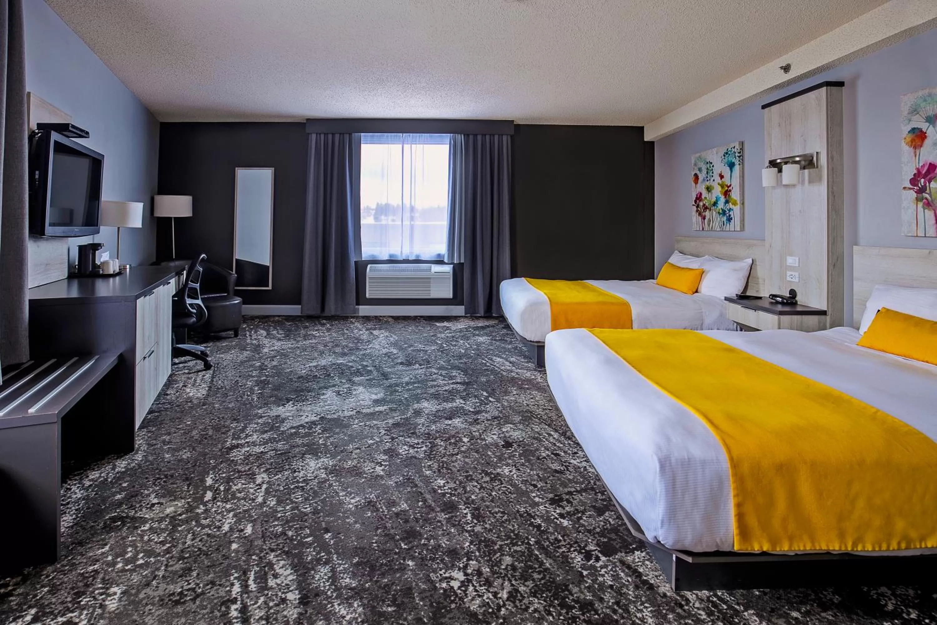 Bed in Travelodge by Wyndham Alma