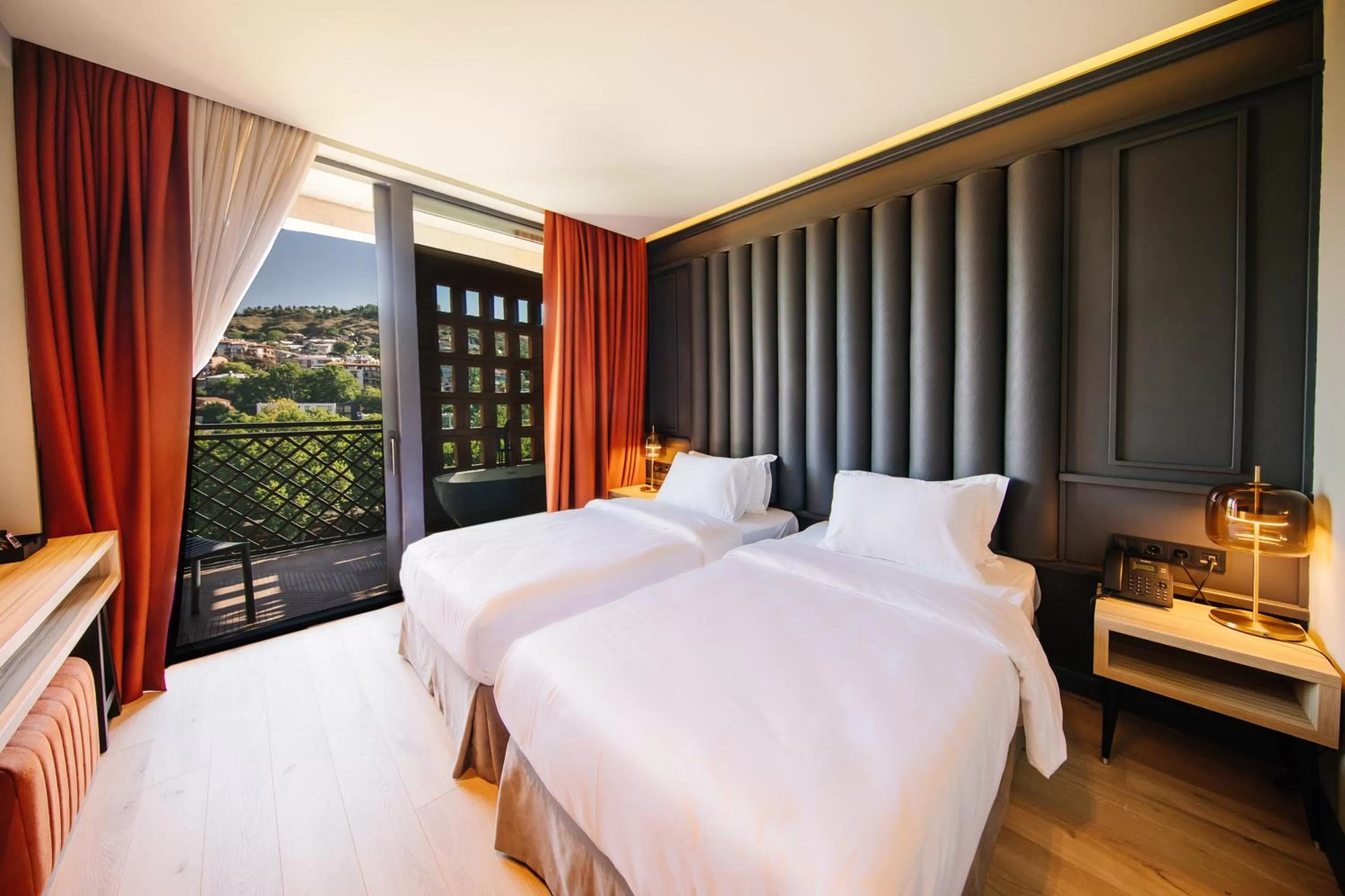 Deluxe King Room with Outdoor Bathtub in Sandali Metekhi Boutique Hotel