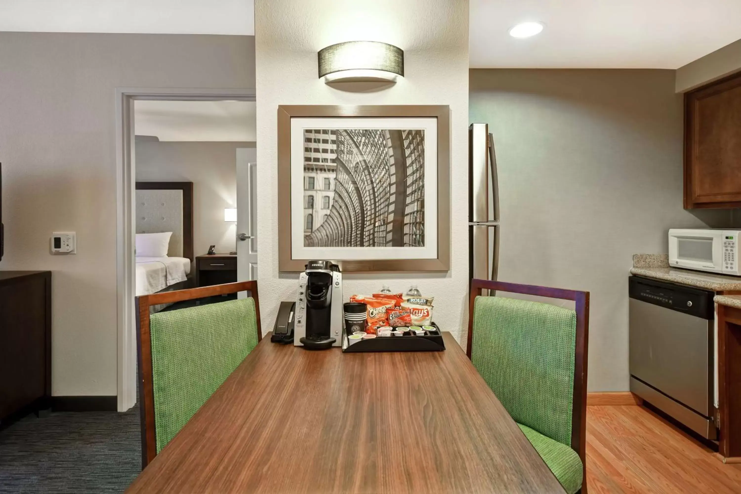 One-Bedroom King Suite - Non-Smoking in Homewood Suites by Hilton Cincinnati-Milford One-Bedroom King Suite - Non-Smoking in Homewood Suites by Hilton Cincinnati-Milford