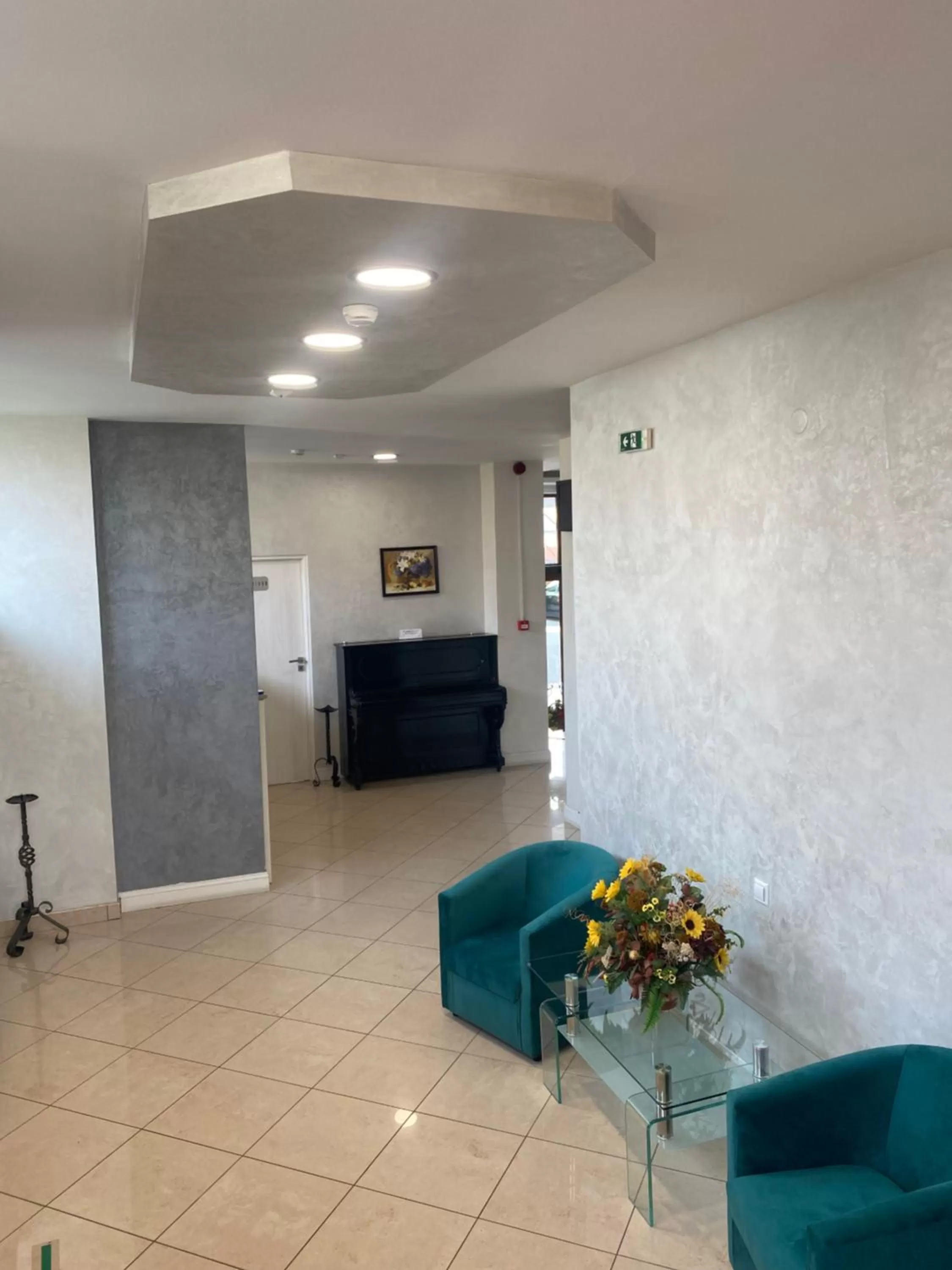 Property building, Lobby/Reception in Hotel Edelweiss