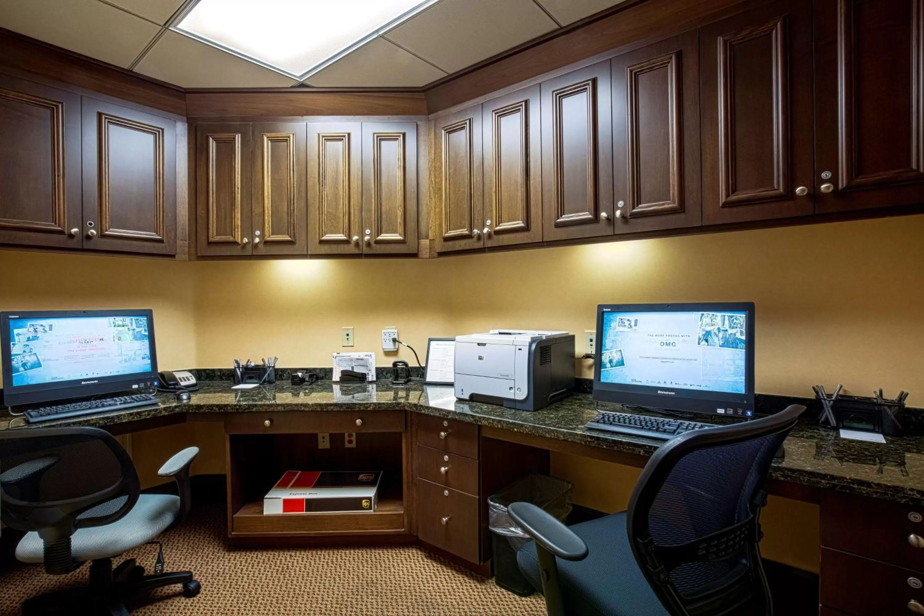 Business facilities in Hampton Inn & Suites Sacramento-Elk Grove Laguna I-5