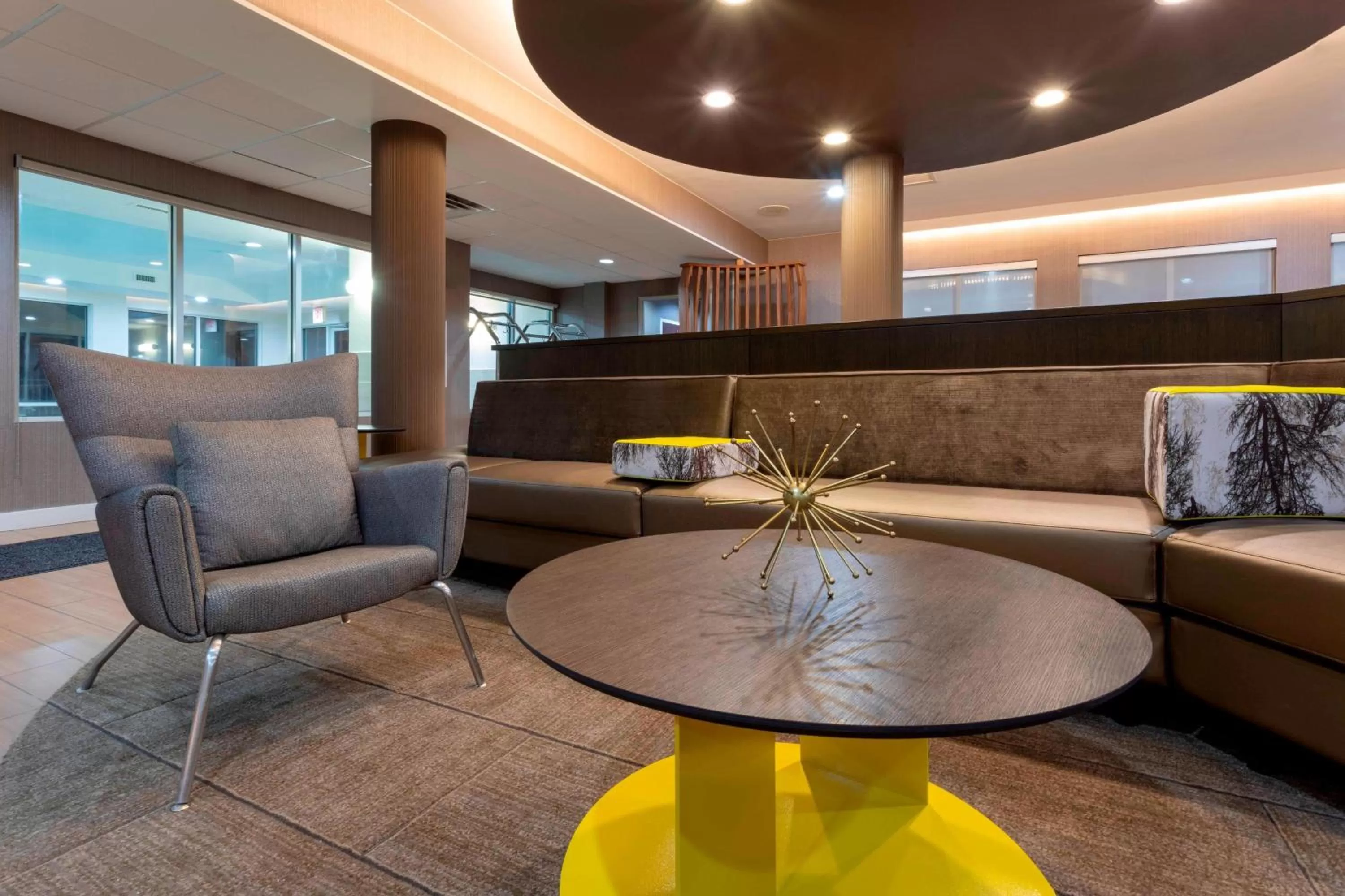 Lobby or reception in SpringHill Suites Rochester Mayo Clinic Area / Saint Marys