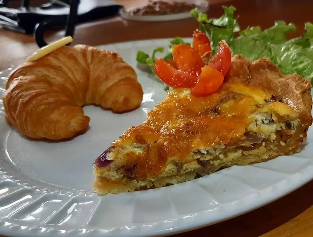 Breakfast, Food in Alaska Grizzly Lodge