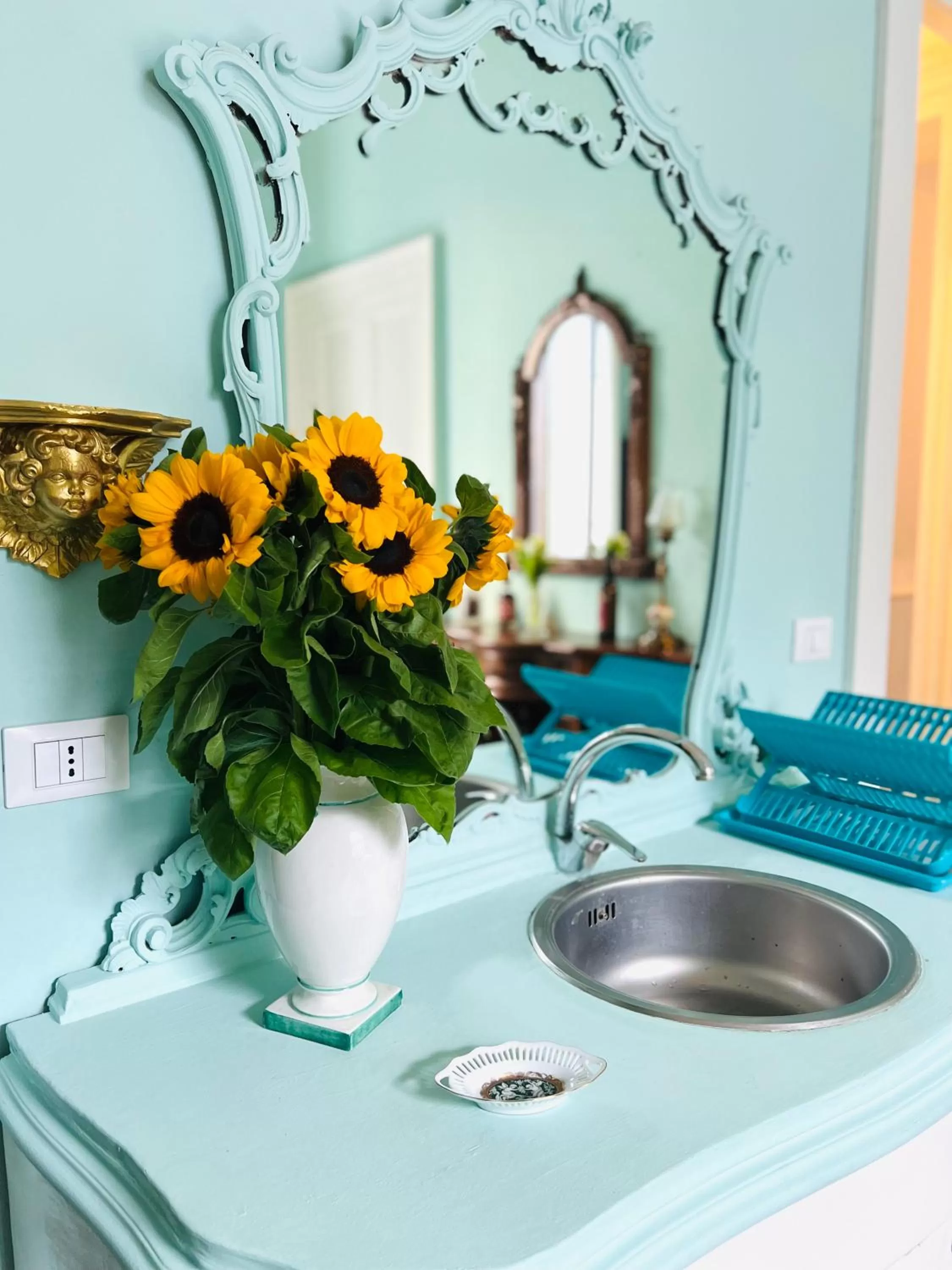 Kitchen/Kitchenette in Sofia Katane Suites