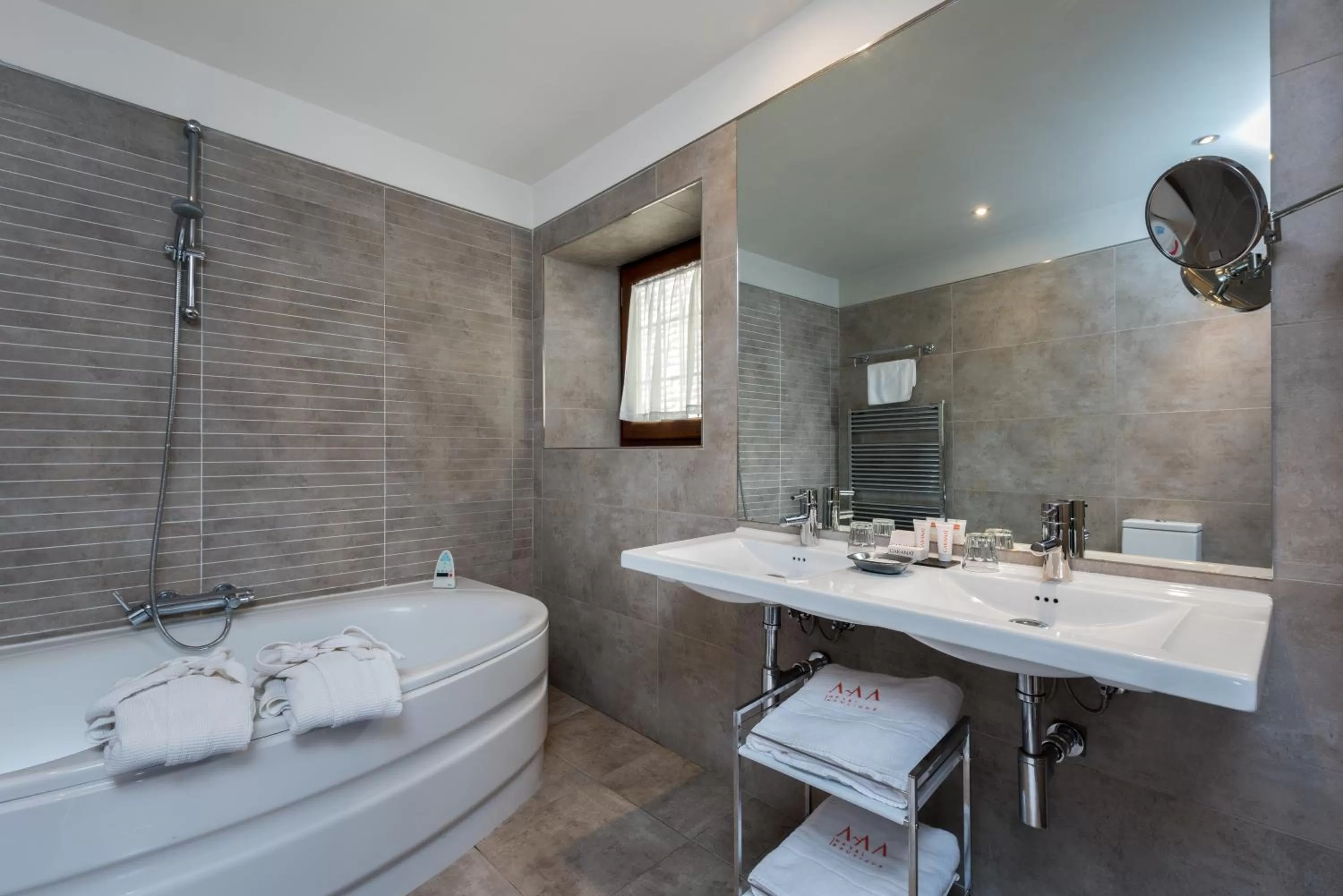 Bathroom in Gar Anat Hotel Boutique