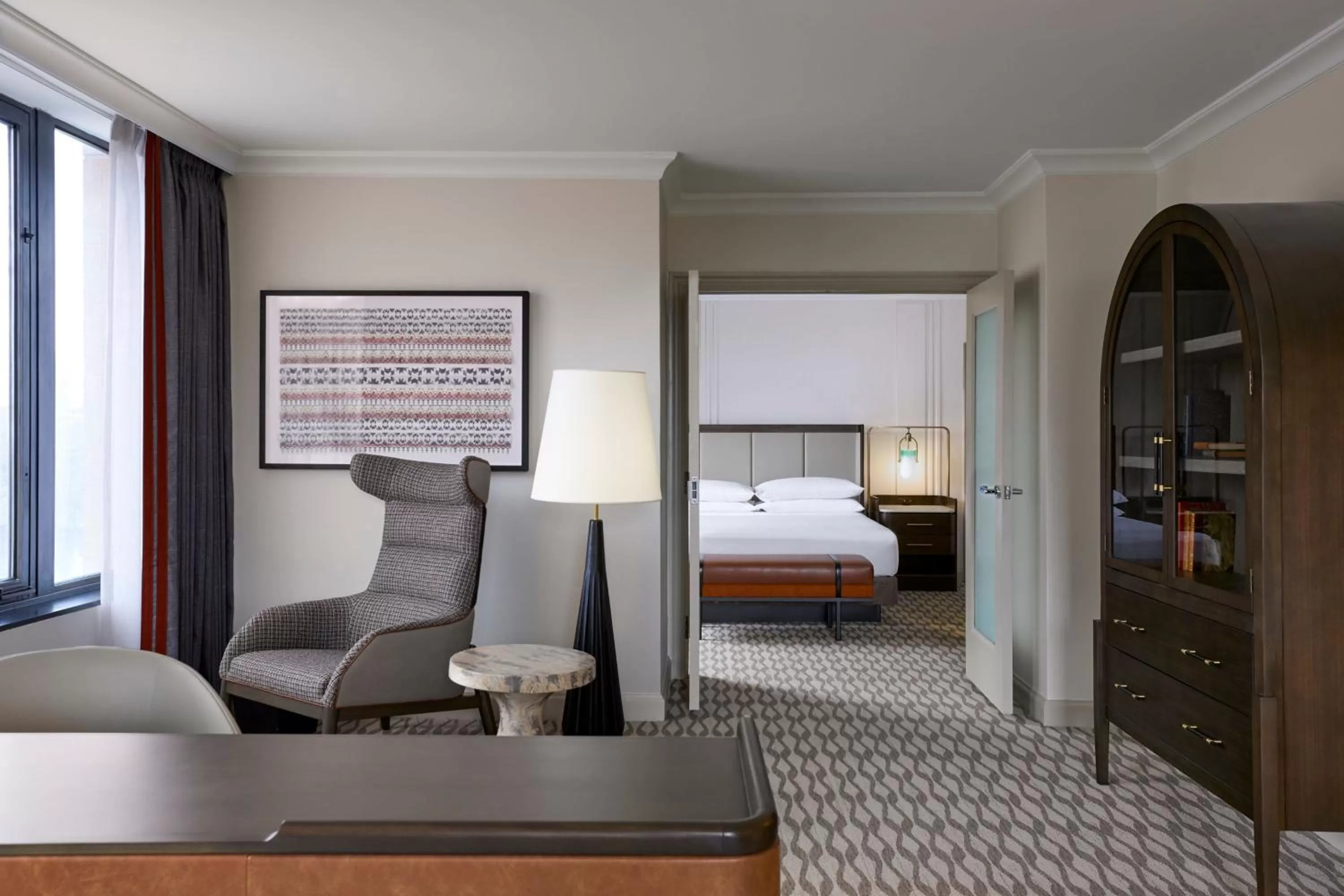 Photo of the whole room, Bed in JW Marriott Houston by the Galleria