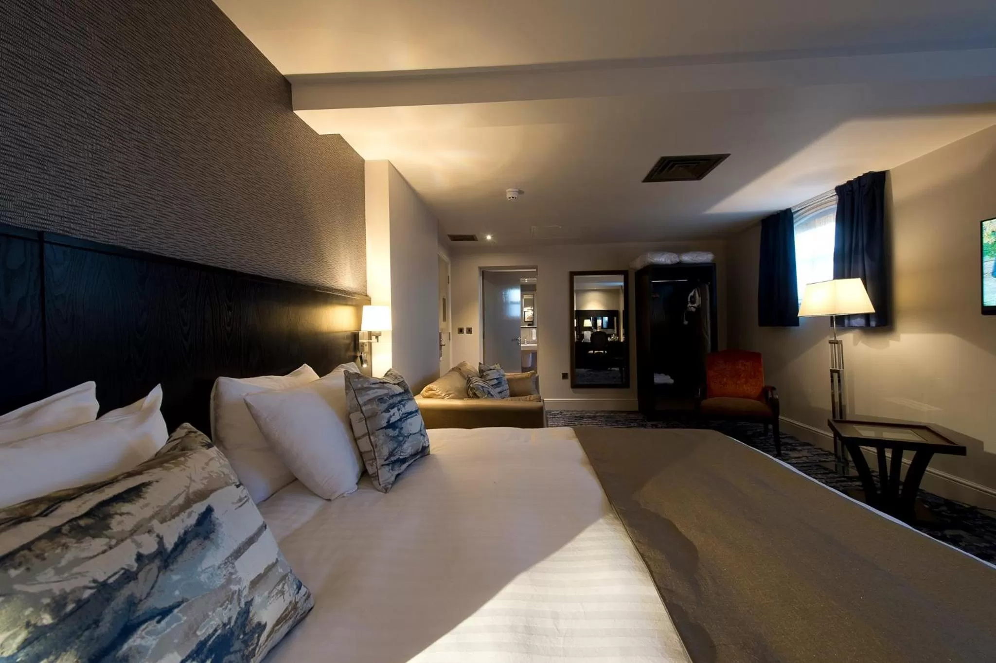 Bedroom in The Yarborough Hotel Wetherspoon