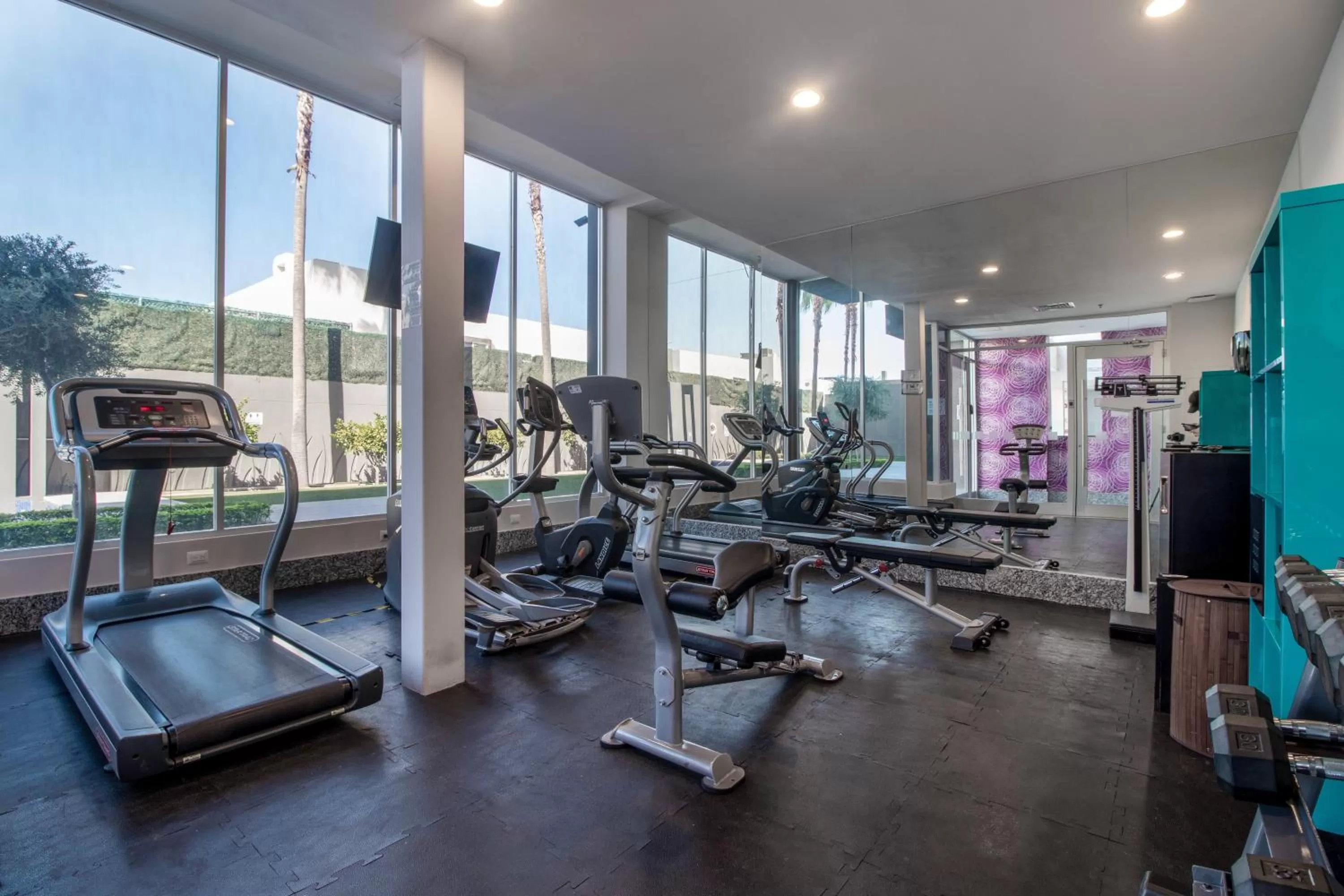 Fitness centre/facilities in Holiday Inn Express Hotel & Suites Hermosillo by IHG
