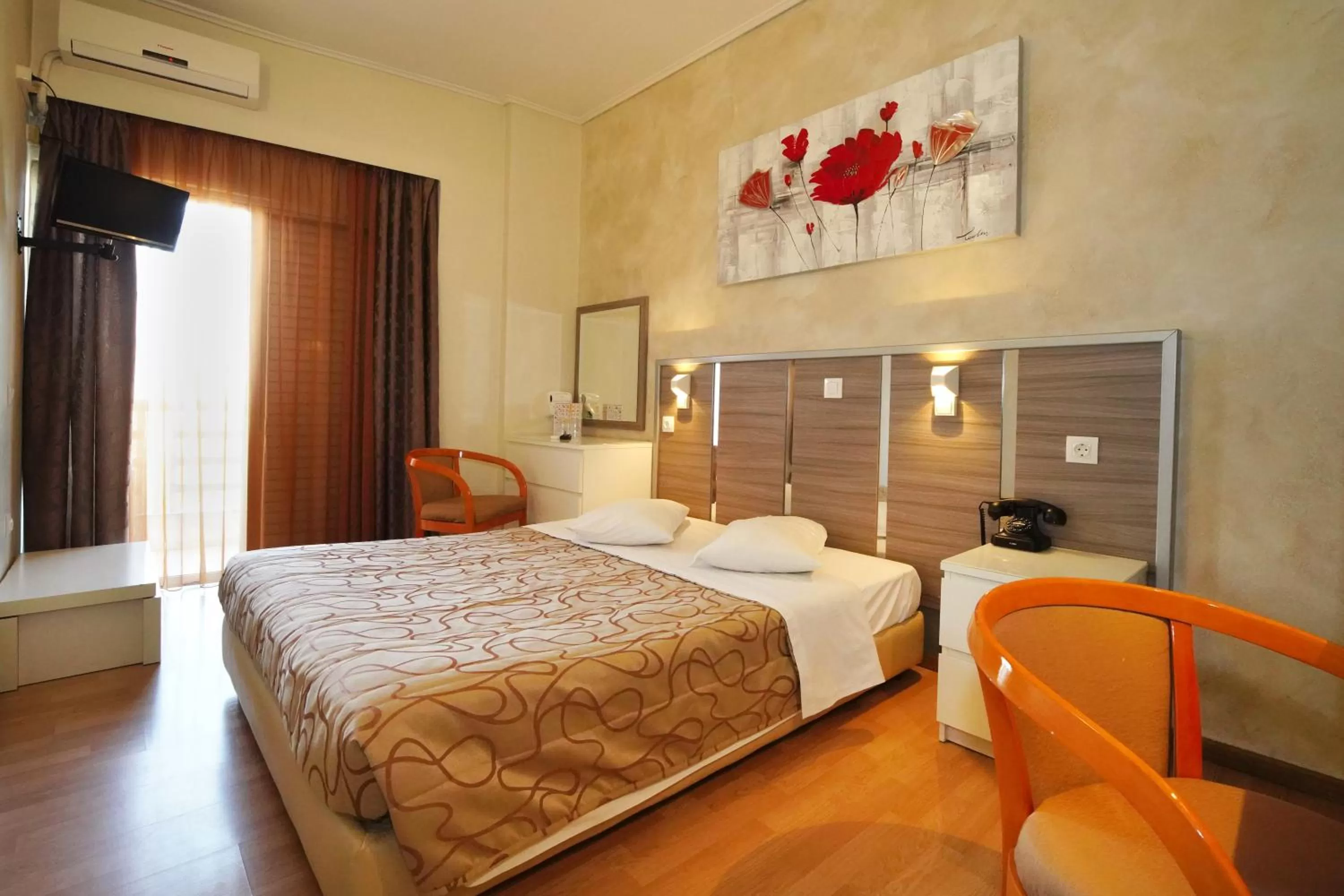 Other, Bed in Socrates Hotel