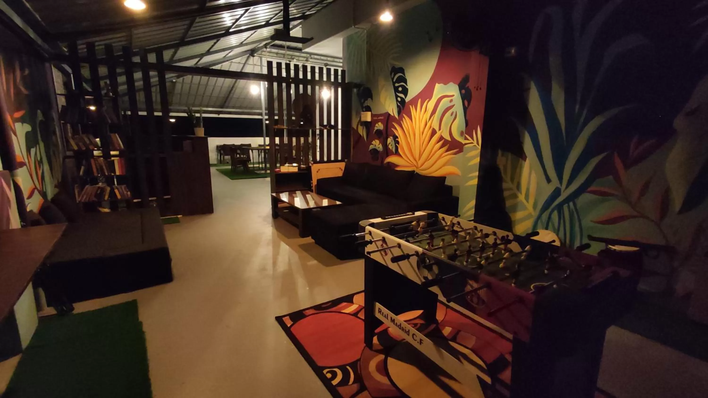 Property building, Restaurant/Places to Eat in Happy Buddha S4