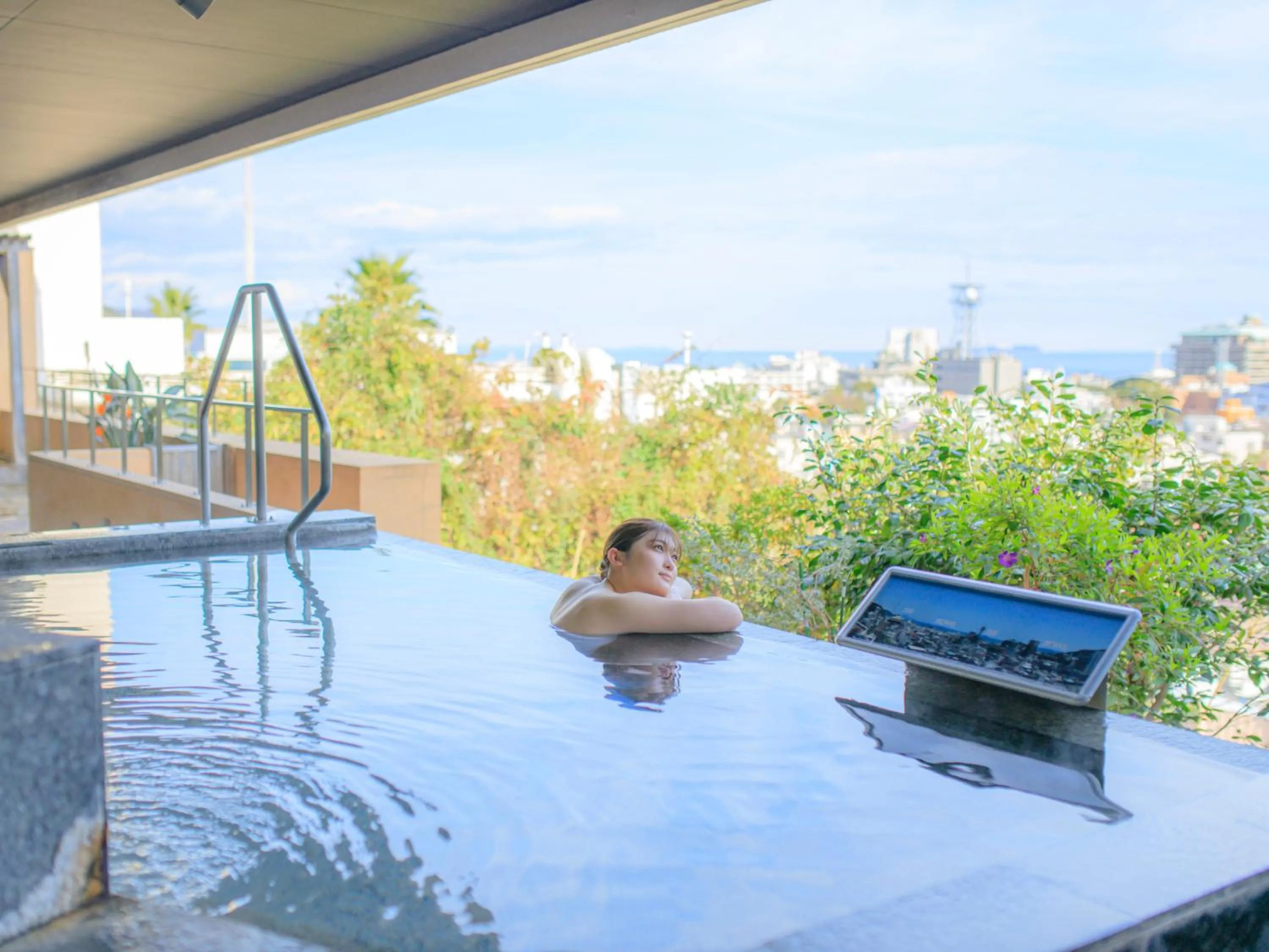Hot Spring Bath in Ito Hotel Juraku