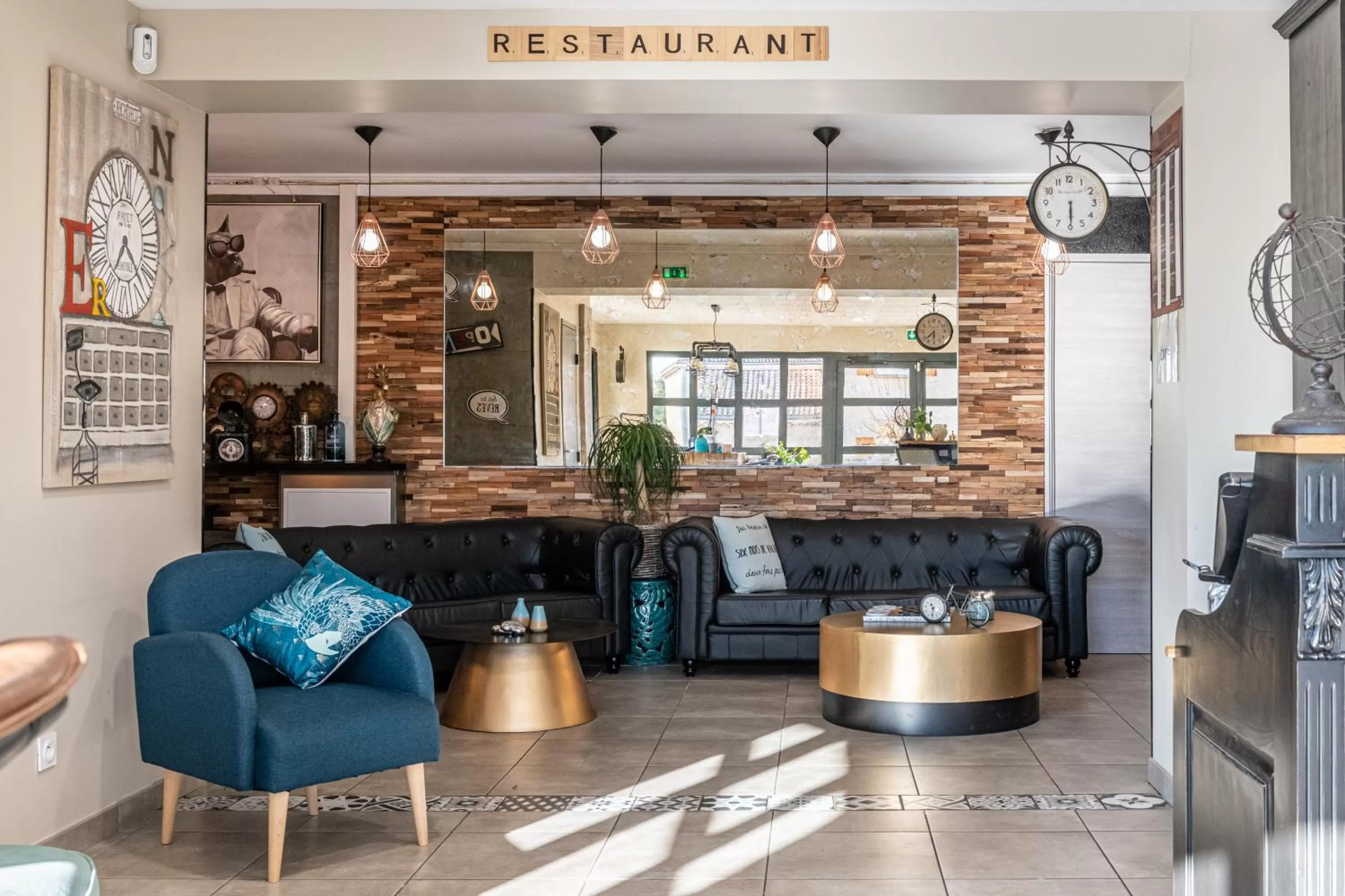 Living room in L'Horloge Gourmande