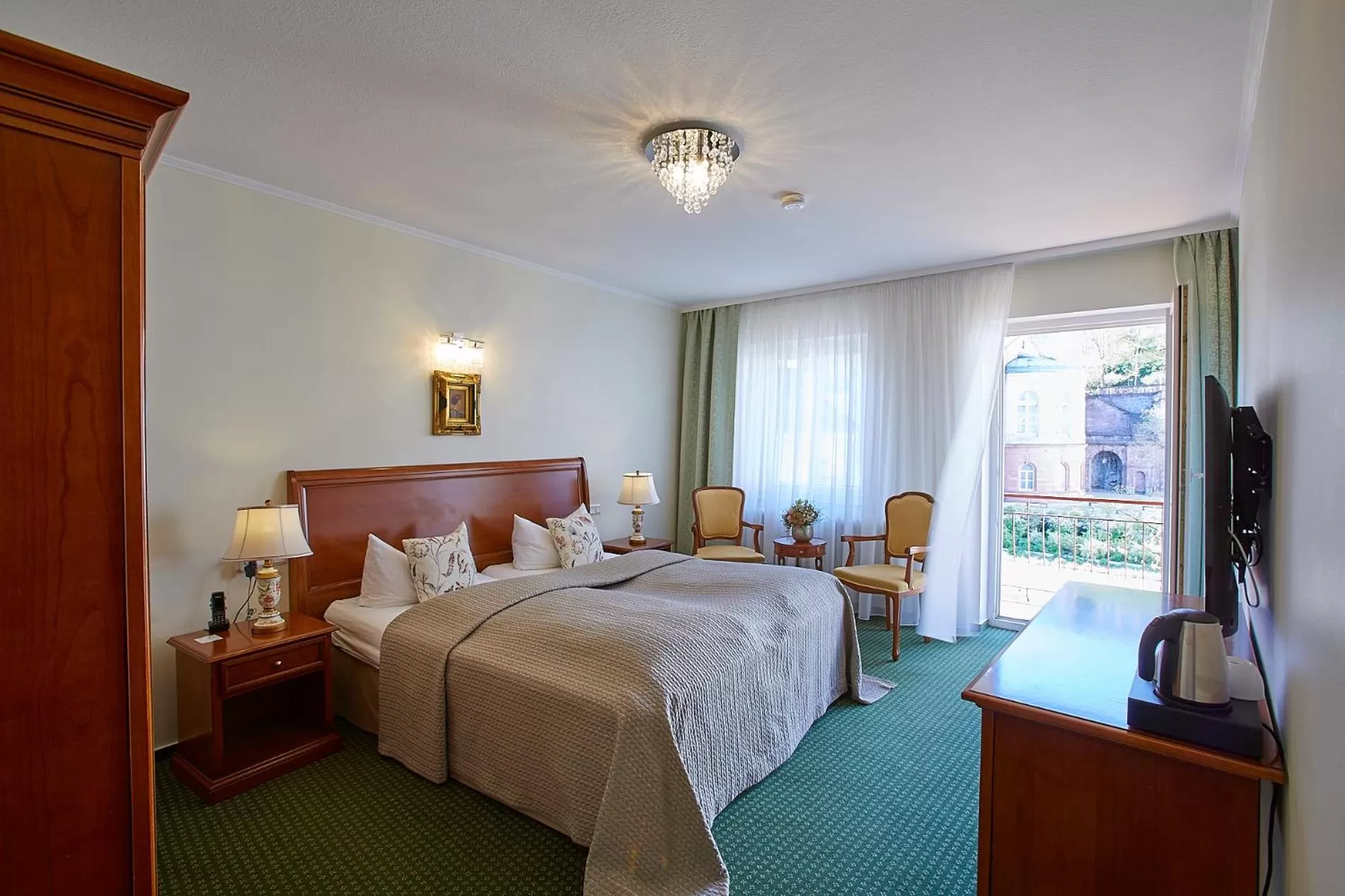 Photo of the whole room, Bed in Hotel Beek by Anna