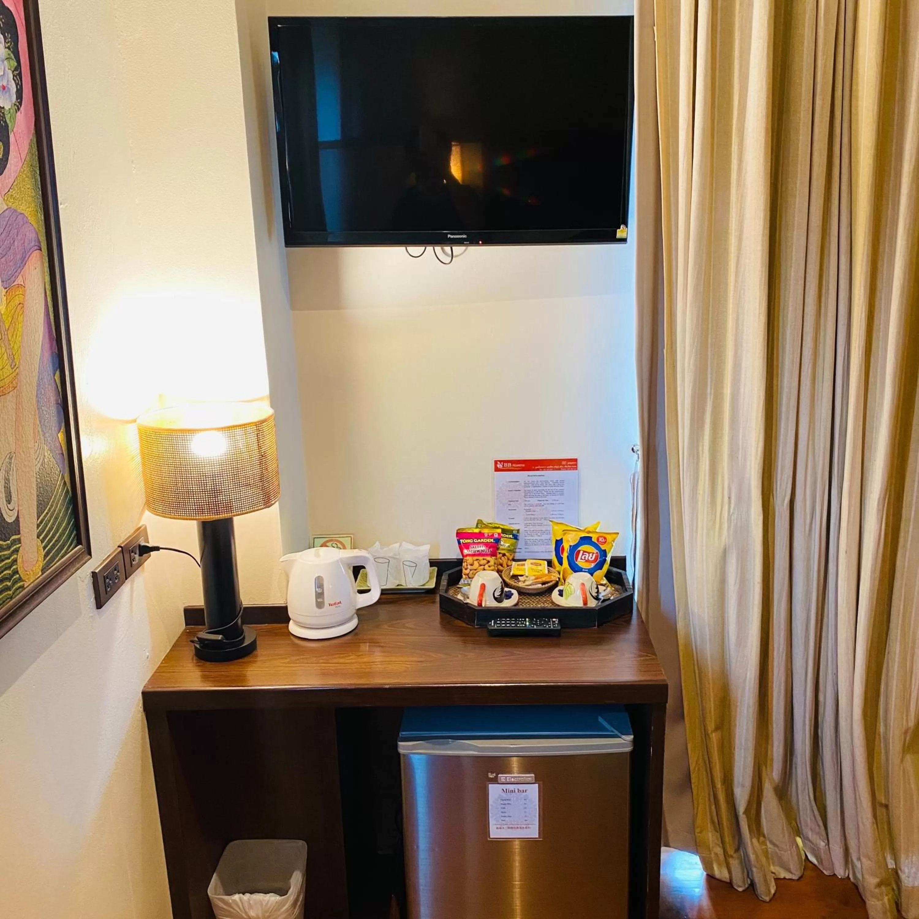 oven in BB Mantra Boutique Hotel