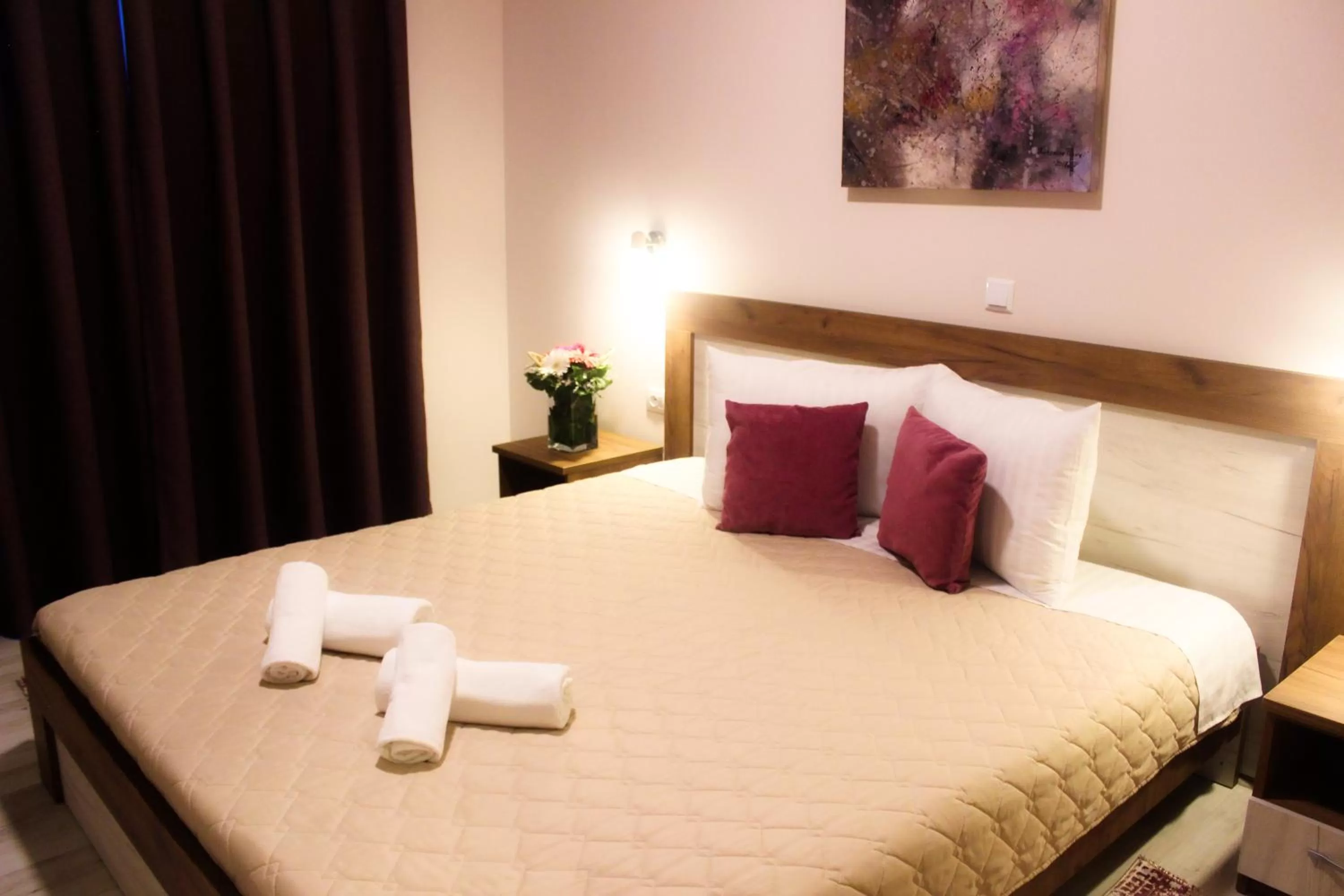 Bed in Boulevard Apartments