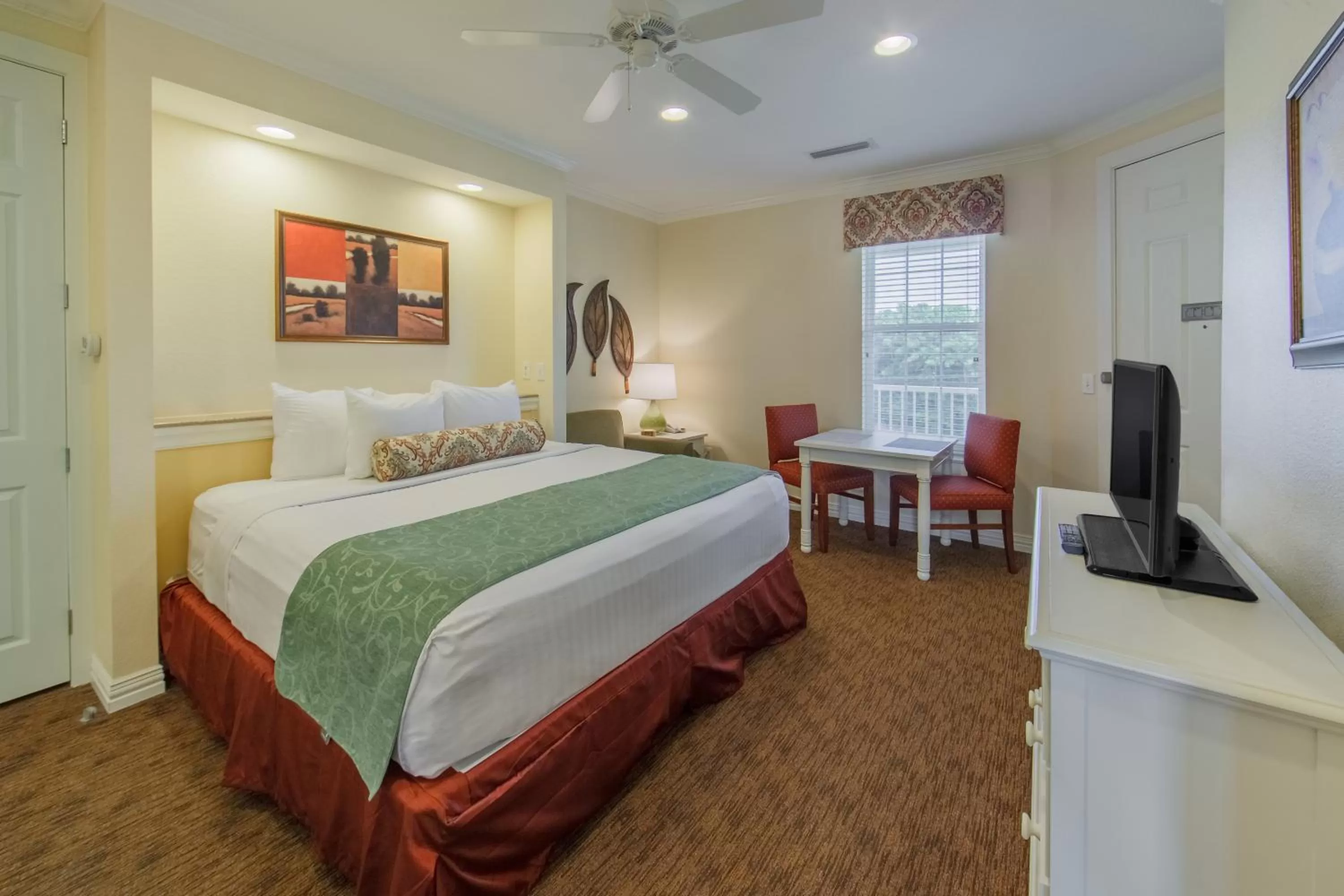 Bedroom in Holiday Inn Club Vacations Villages Resort at Lake Palestine