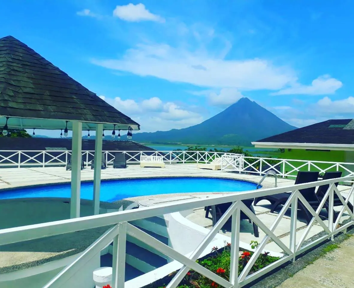 Swimming Pool in Arenal Vista Lodge