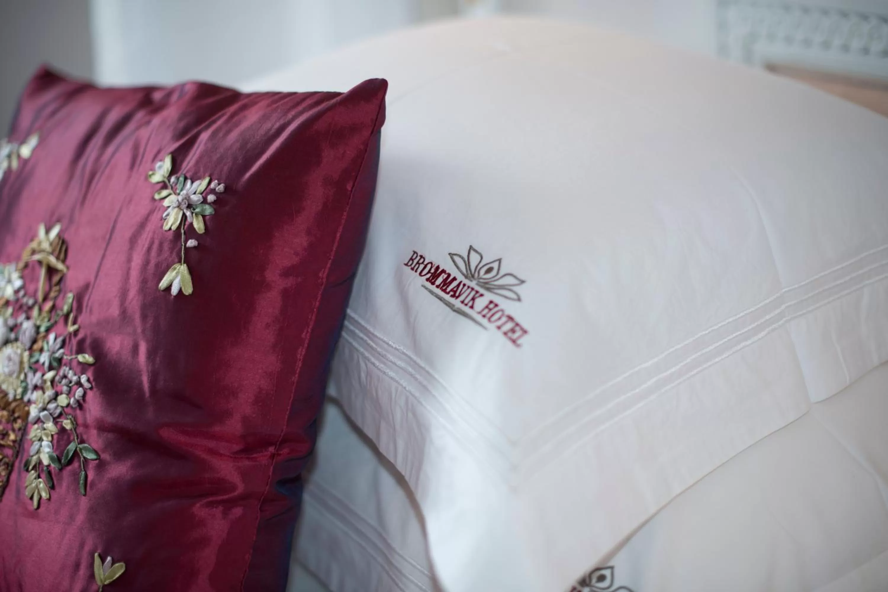 Property logo or sign, Bed in Brommavik Hotel