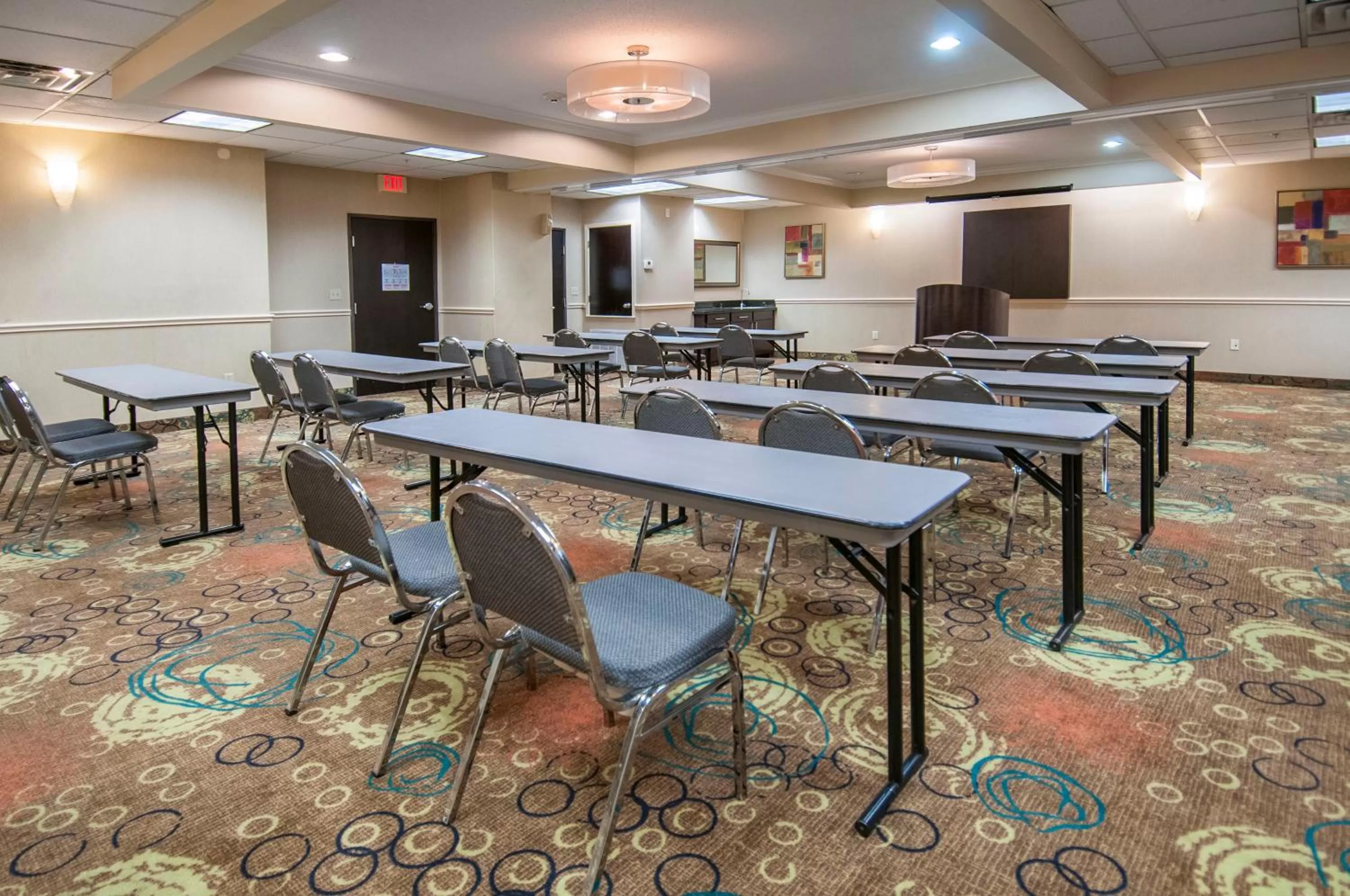 Meeting/conference room in Holiday Inn Express Hotel & Suites Houston North Intercontinental by IHG