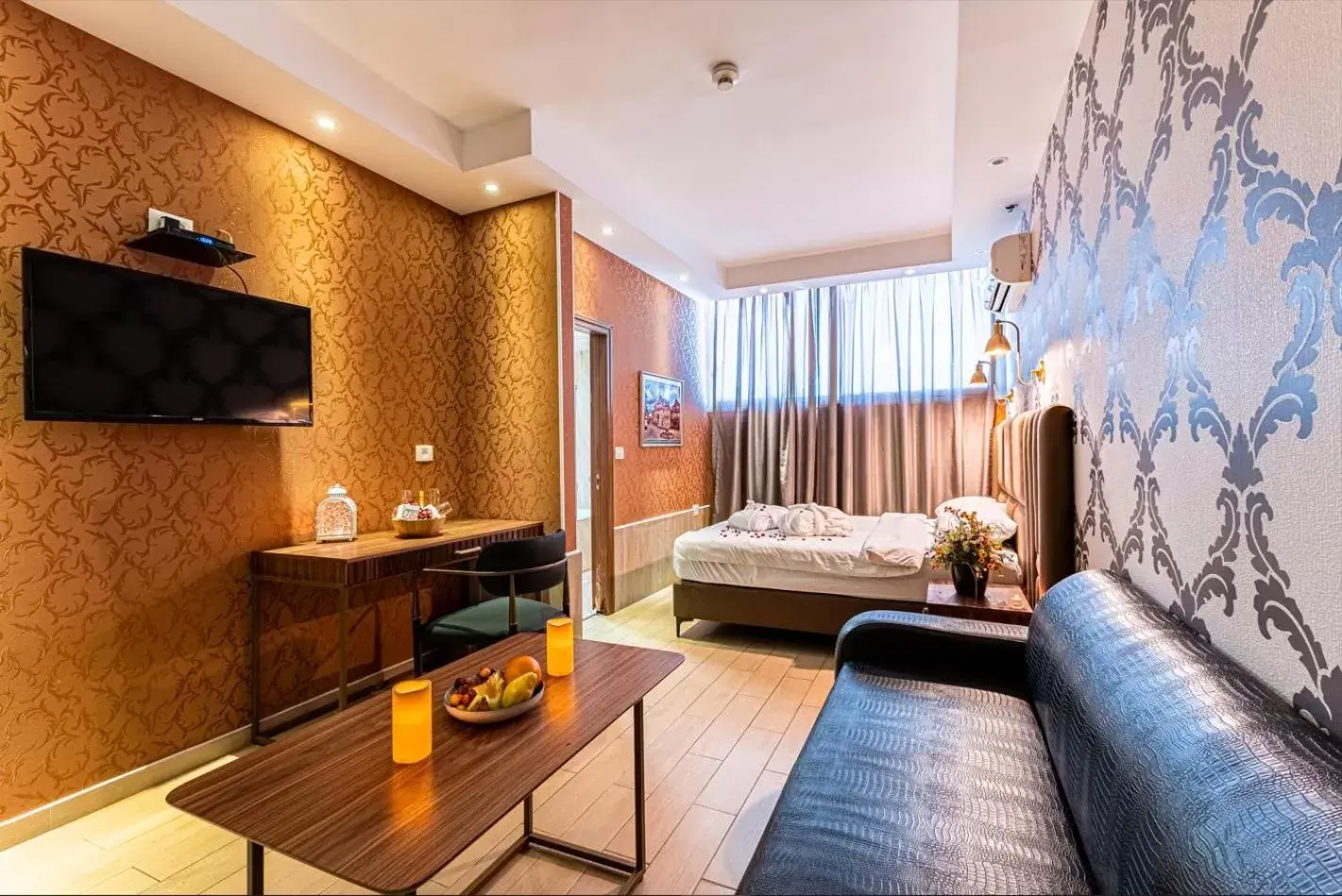 Suite with Spa Bath in Spa House Boutique Hotel - Petach Tikwa Suite with Spa Bath in Spa House Boutique Hotel - Petach Tikwa