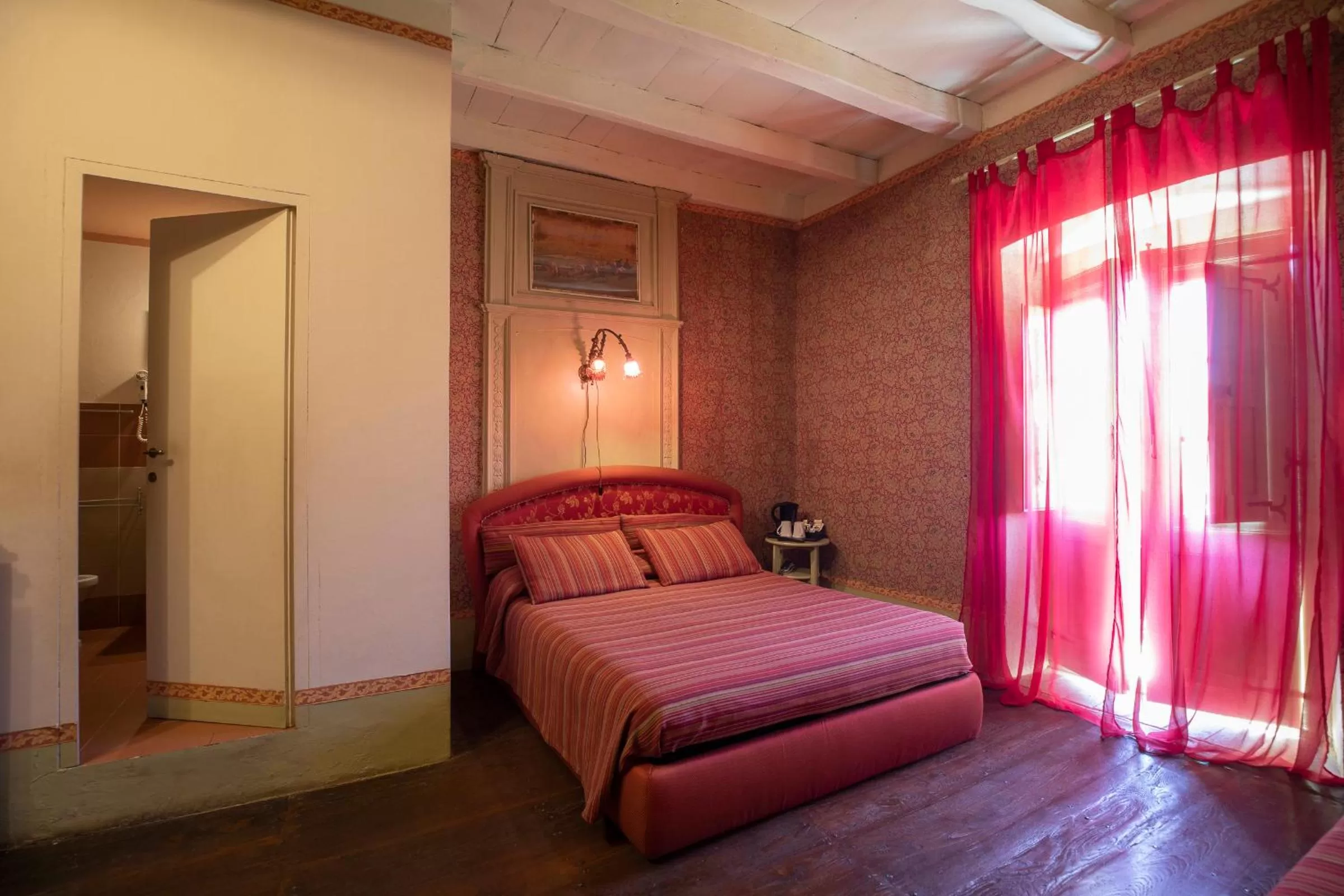 Photo of the whole room, Bed in Antica Dimora Del Gruccione, Albergo diffuso
