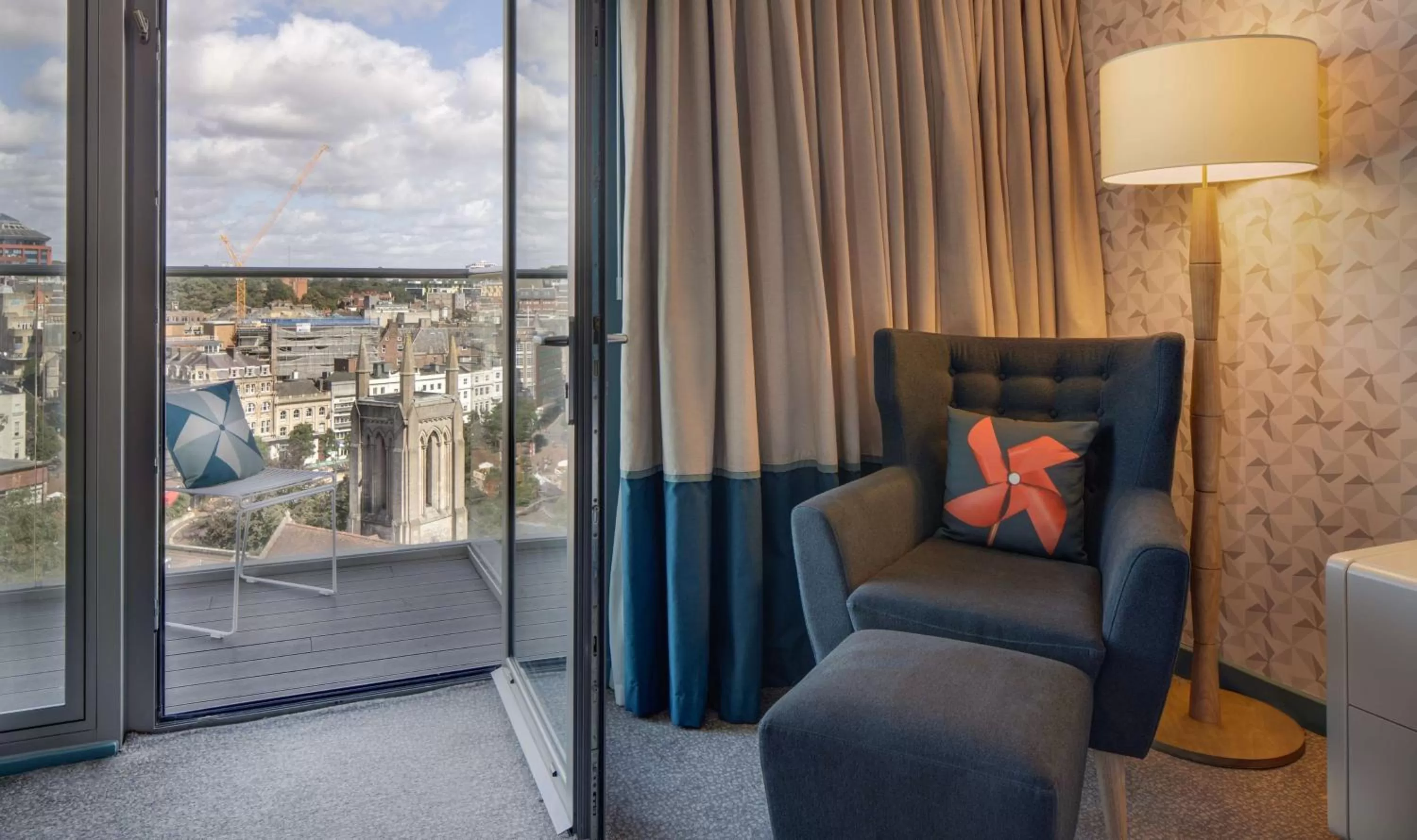 Bed in Hilton Bournemouth