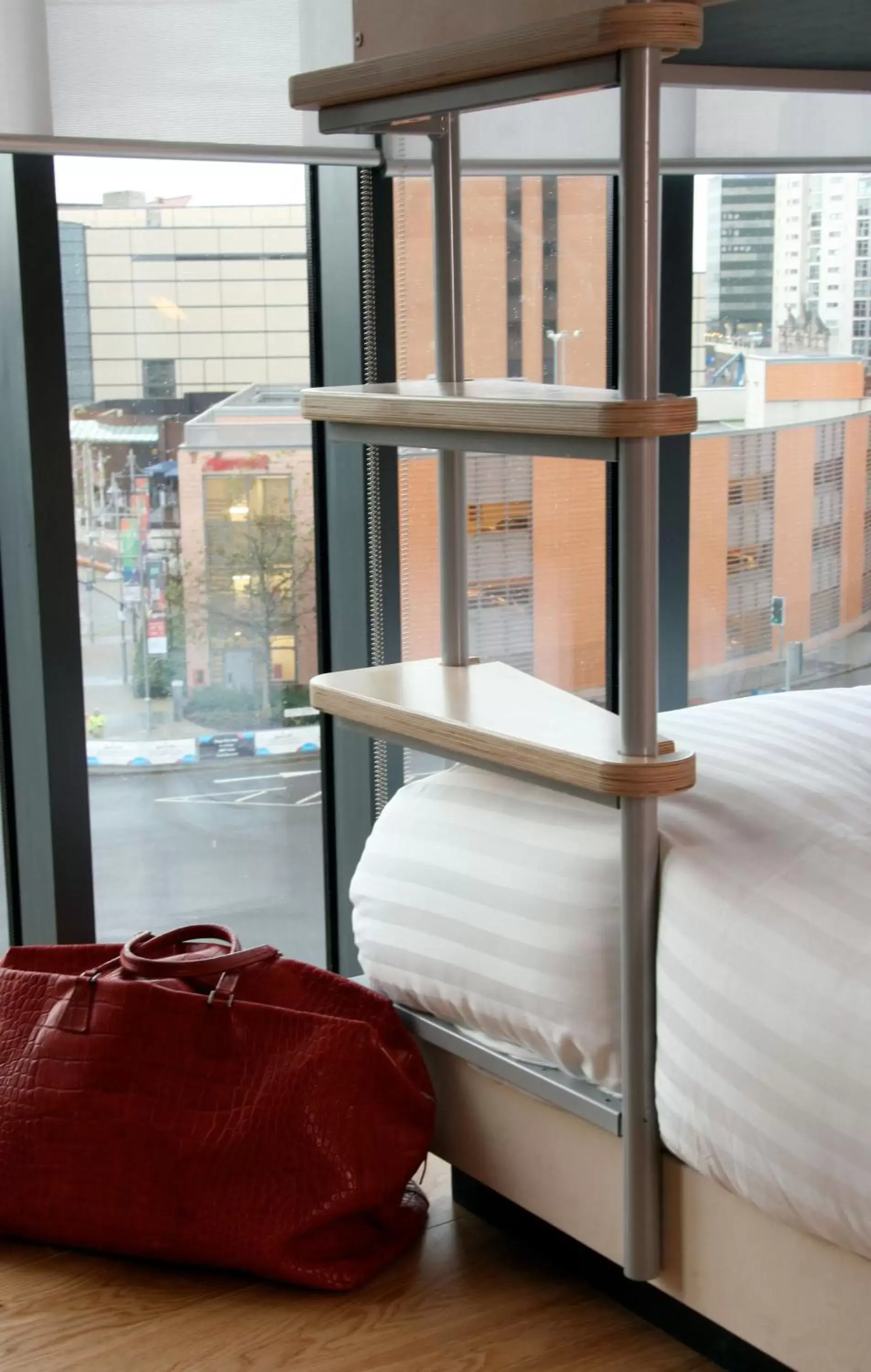 Twin Room with Bunk Beds in Four Points Flex by Sheraton Cardiff Twin Room with Bunk Beds in Four Points Flex by Sheraton Cardiff