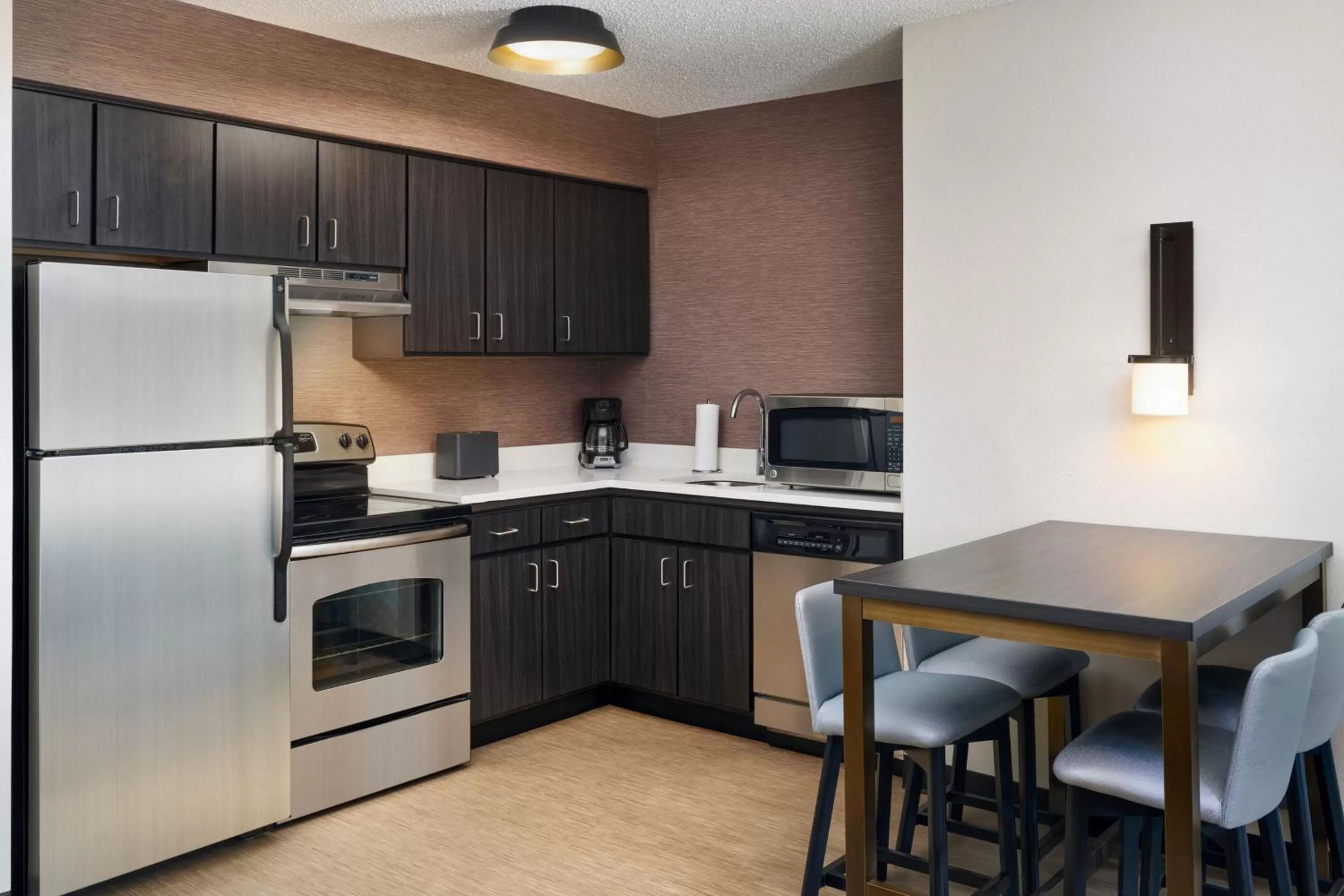 Kitchen or kitchenette in Residence Inn Boulder Longmont