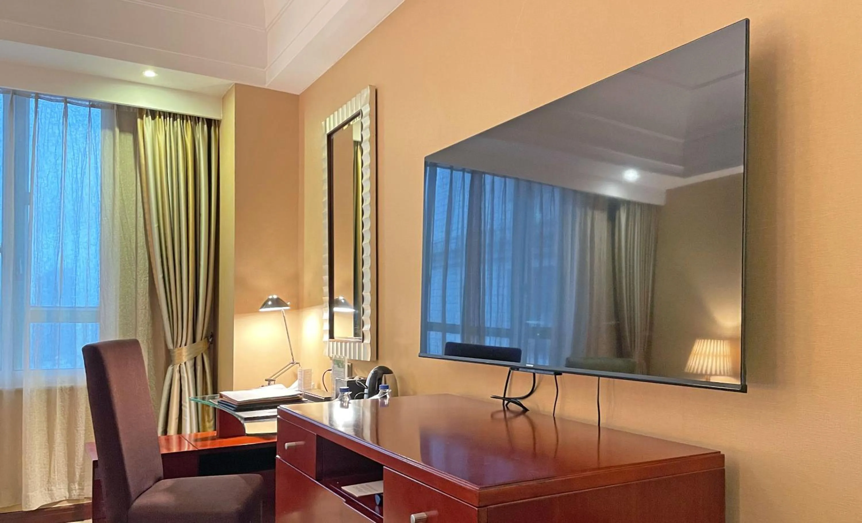 Merry Hotel Shanghai (Former Rendezvous Merry Hotel Shanghai)