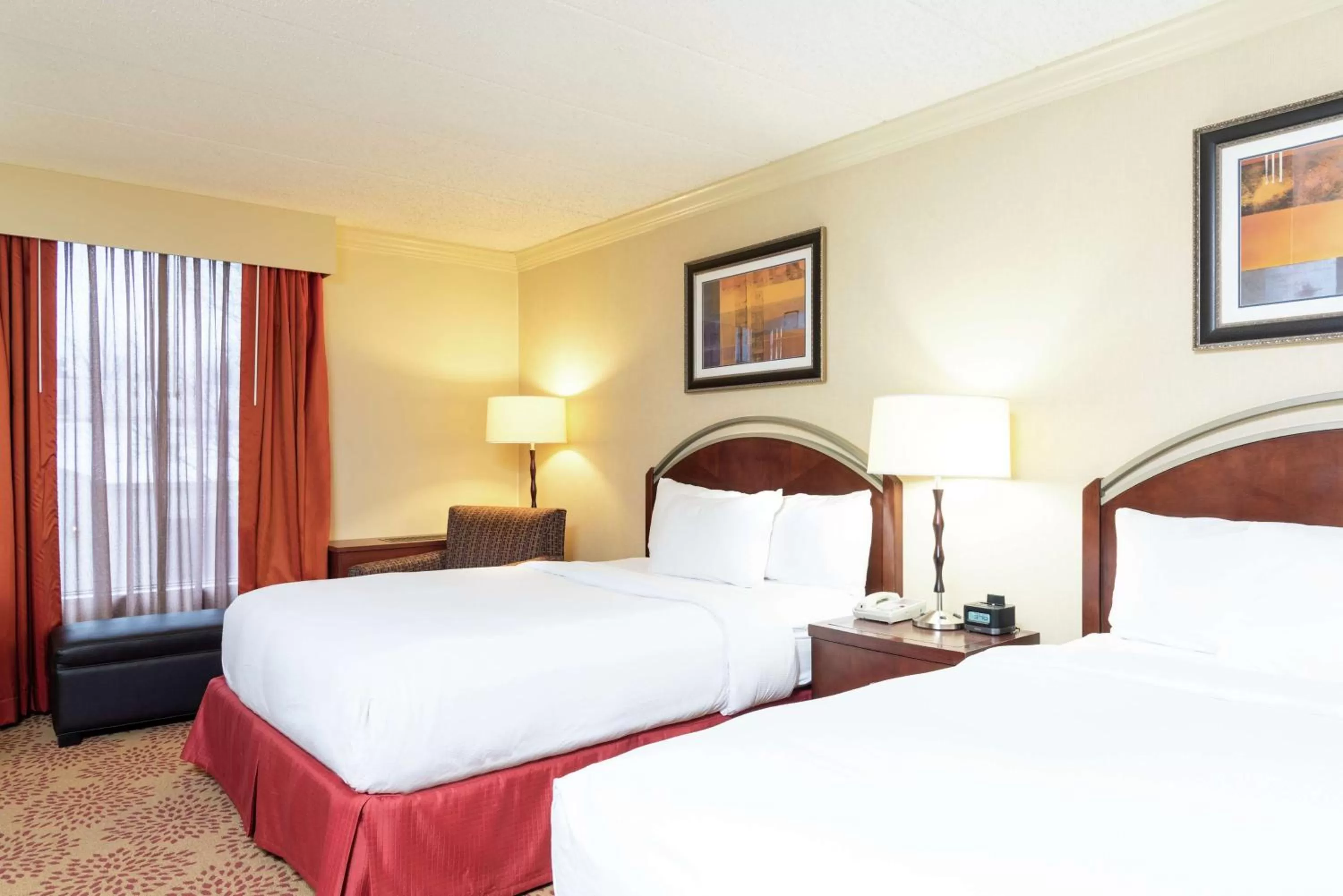 Bed in DoubleTree by Hilton Hotel Grand Rapids Airport