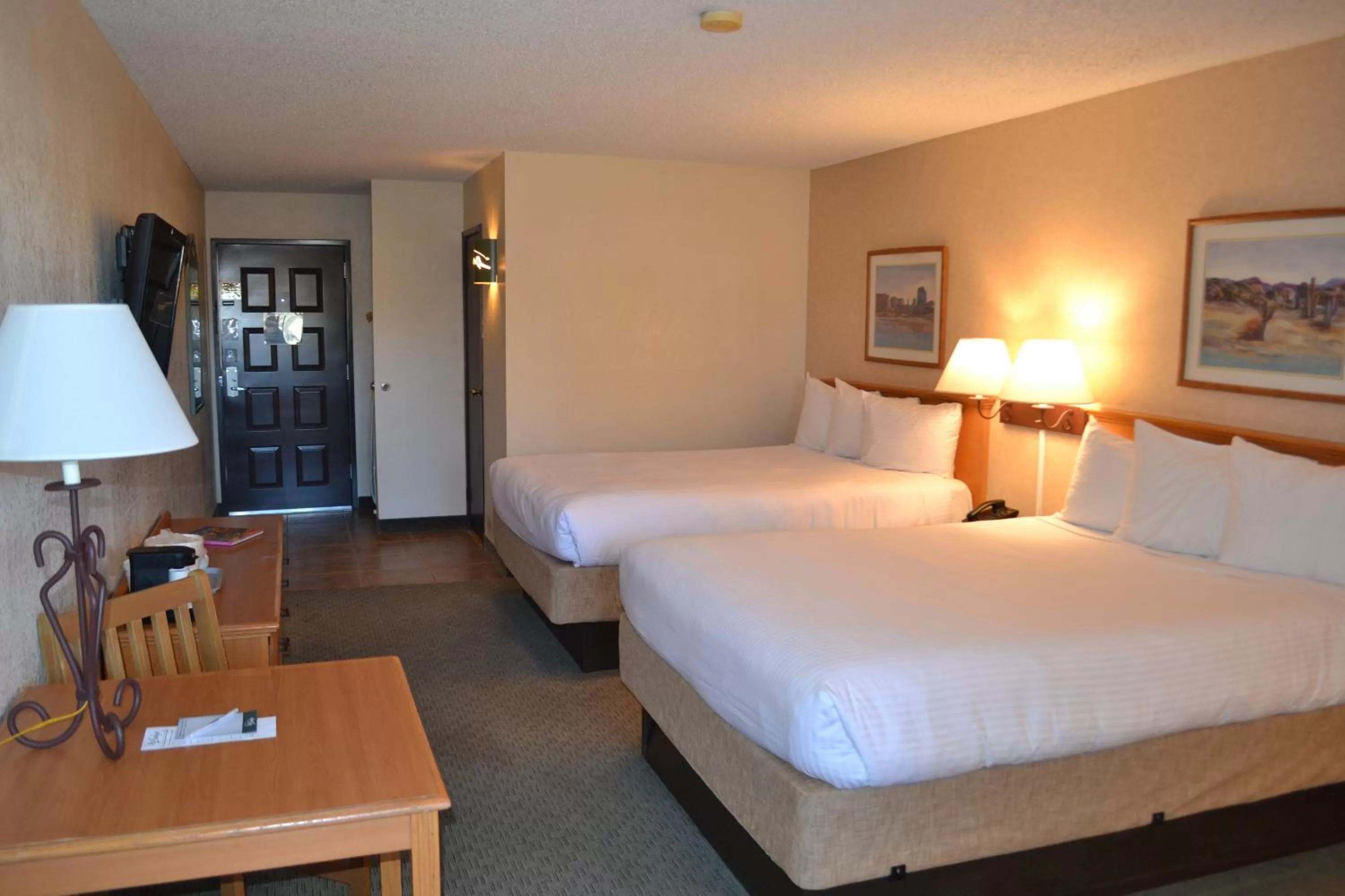 Other, Bed in The Lodge at Cliff Castle Casino