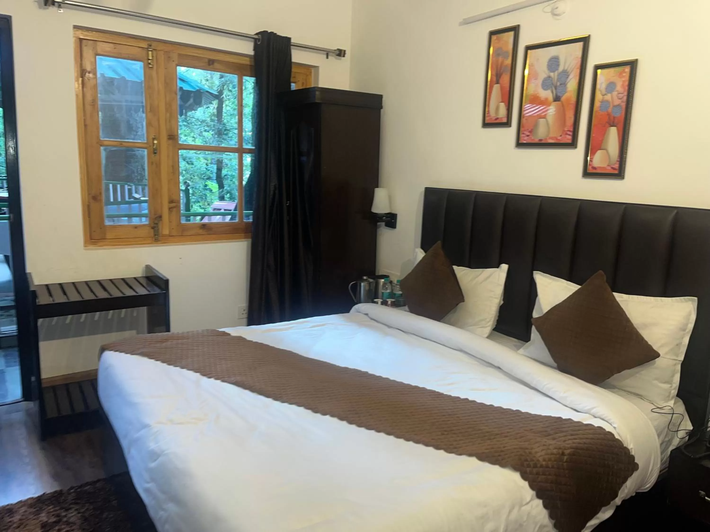 Bed in Cedar Woods Resort