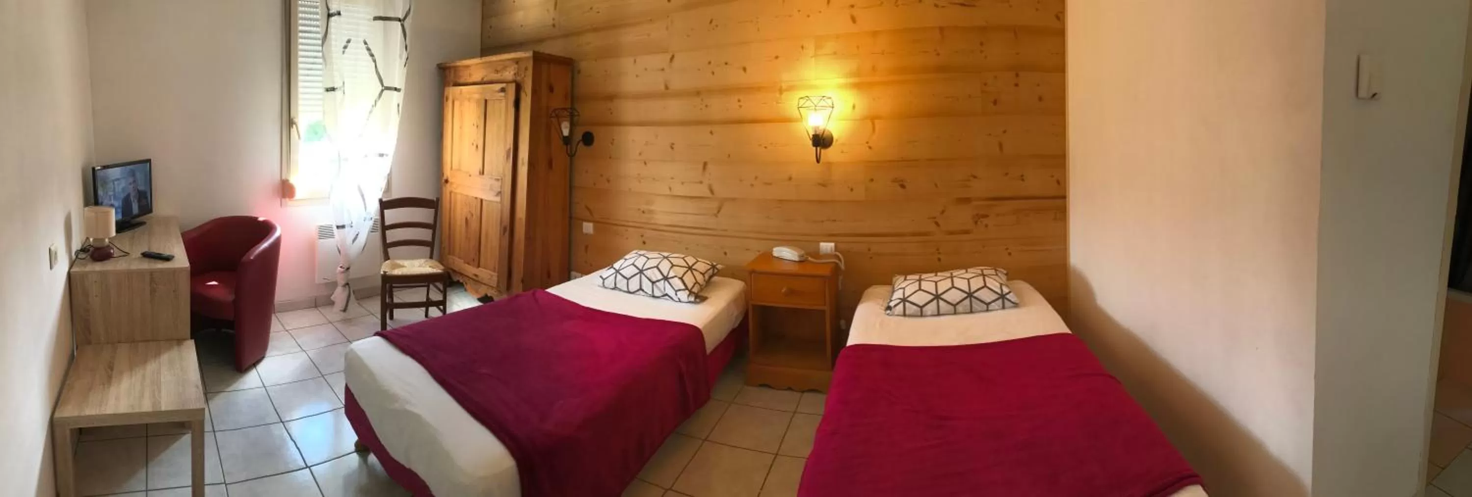 Bedroom in Abel Hôtel