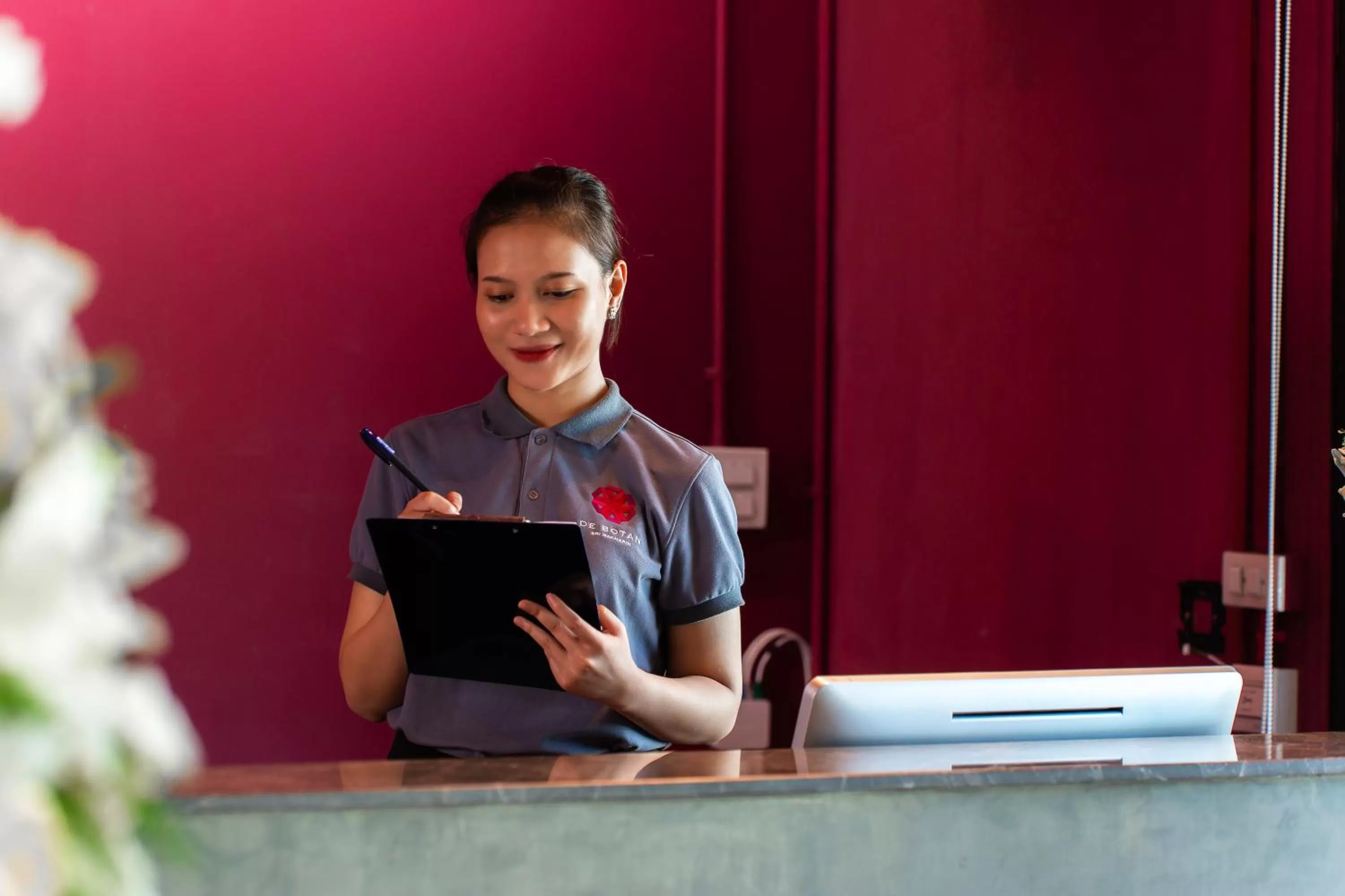 Staff in De Botan Srinakarin Hotel & Residence