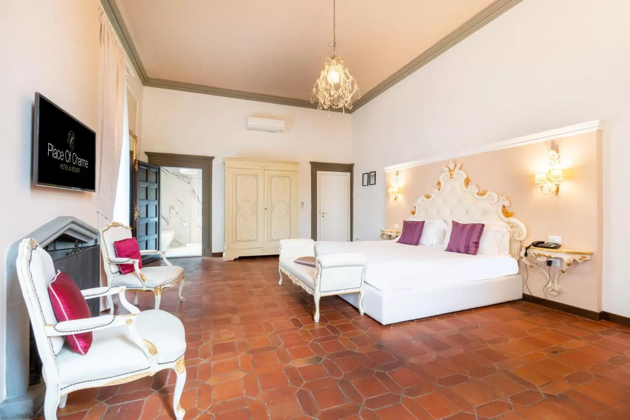 Suite with Garden View in Art Hotel Villa Agape - Place of Charme Suite with Garden View in Art Hotel Villa Agape - Place of Charme