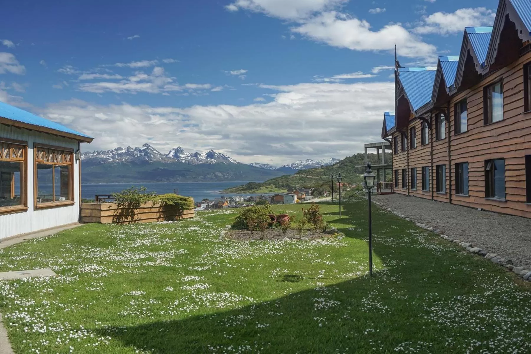 Property building in Los Ñires Ushuaia