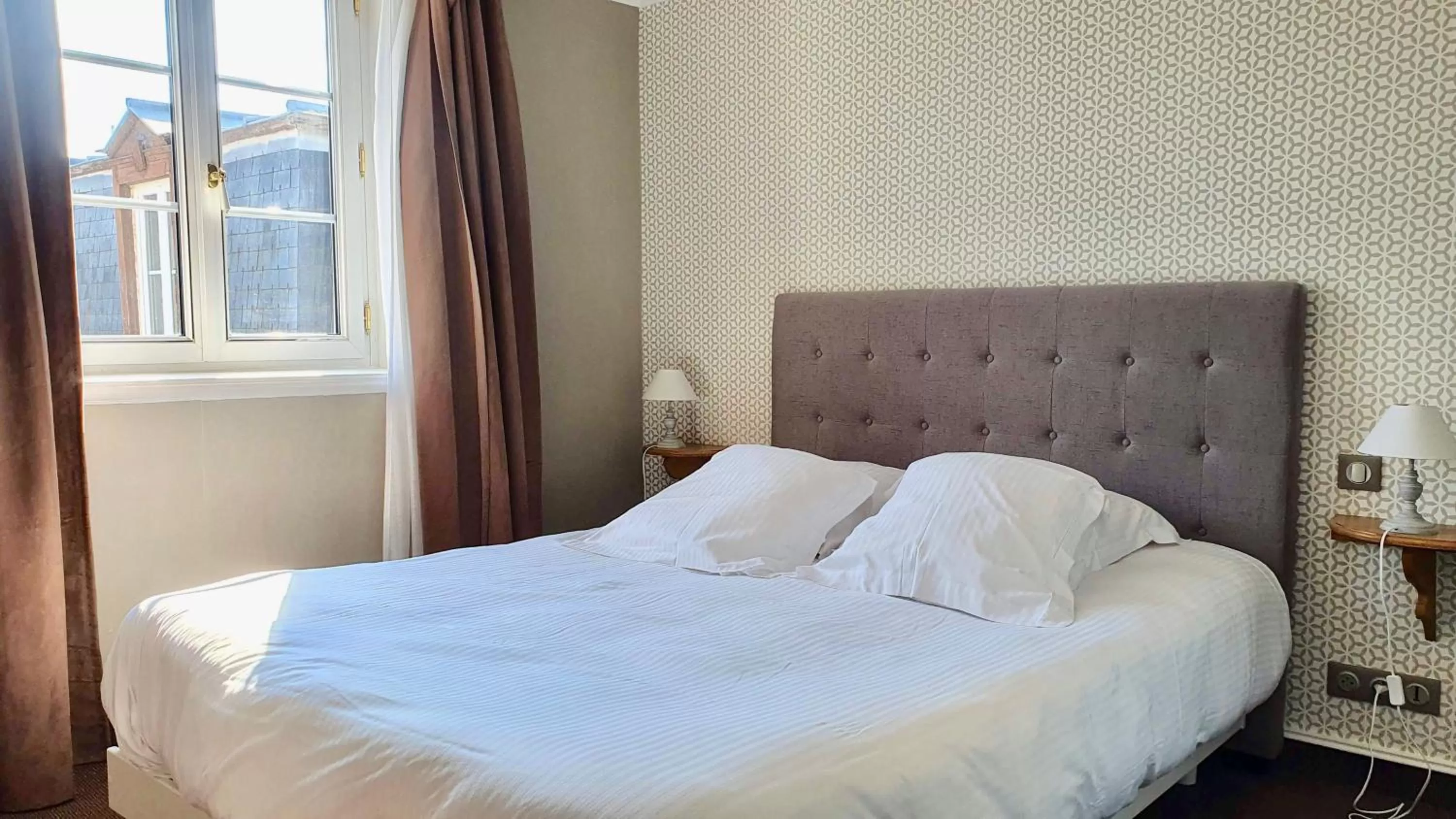 Bedroom, Bed in Les Cabines